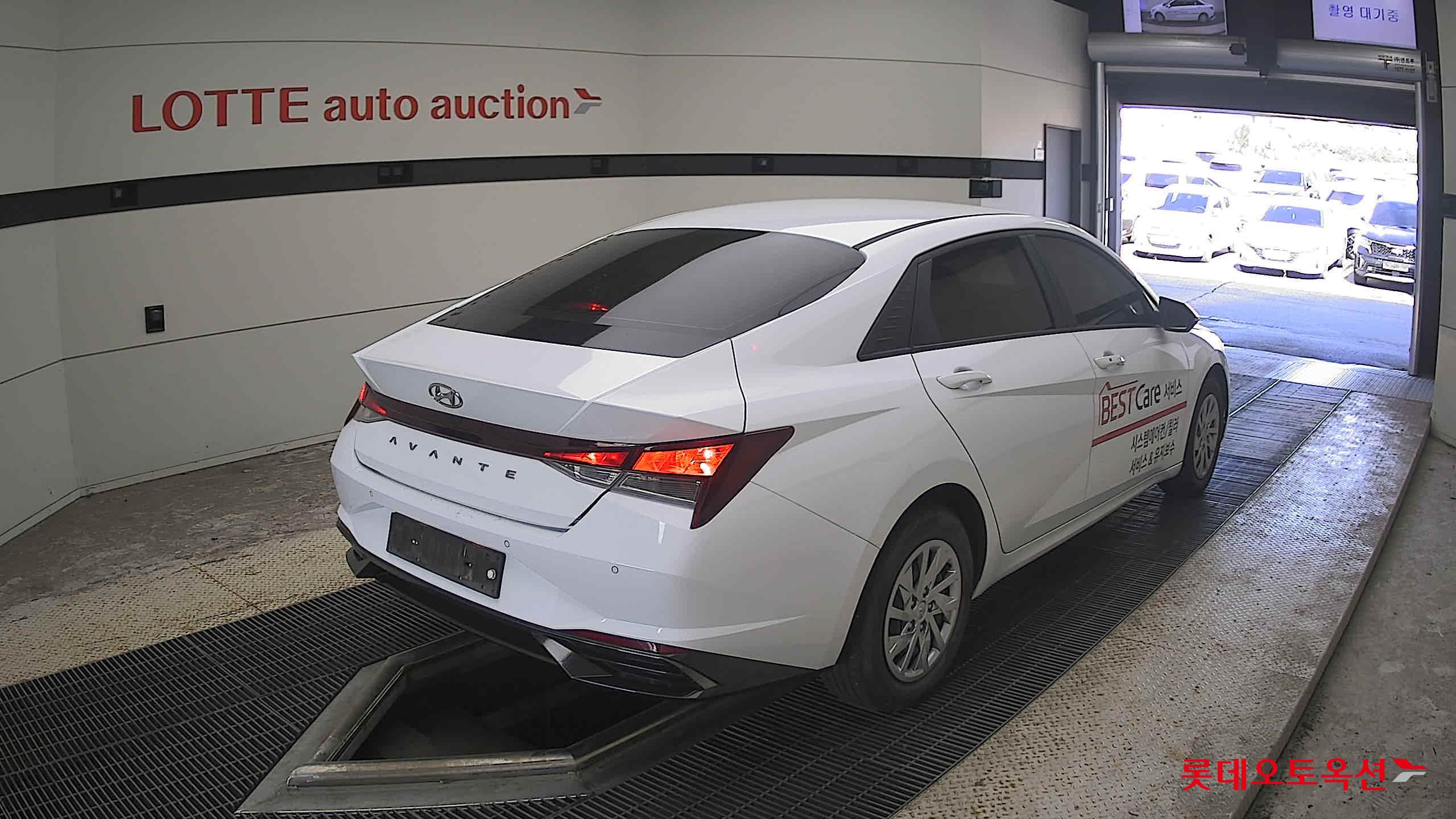 هيونداي أفانتي 2023 SMART