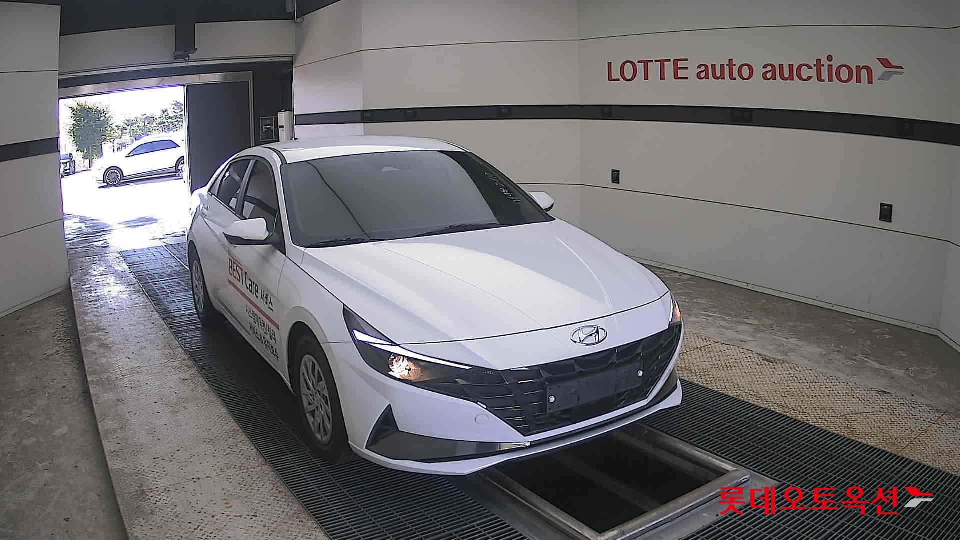 هيونداي أفانتي 2023 SMART
