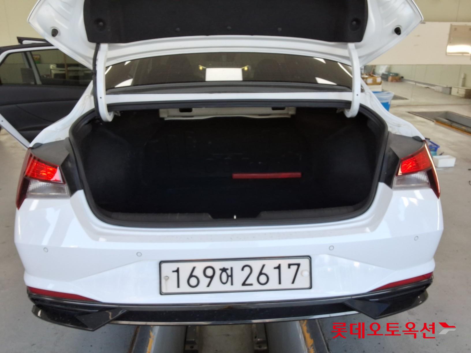هيونداي أفانتي 2023 SMART