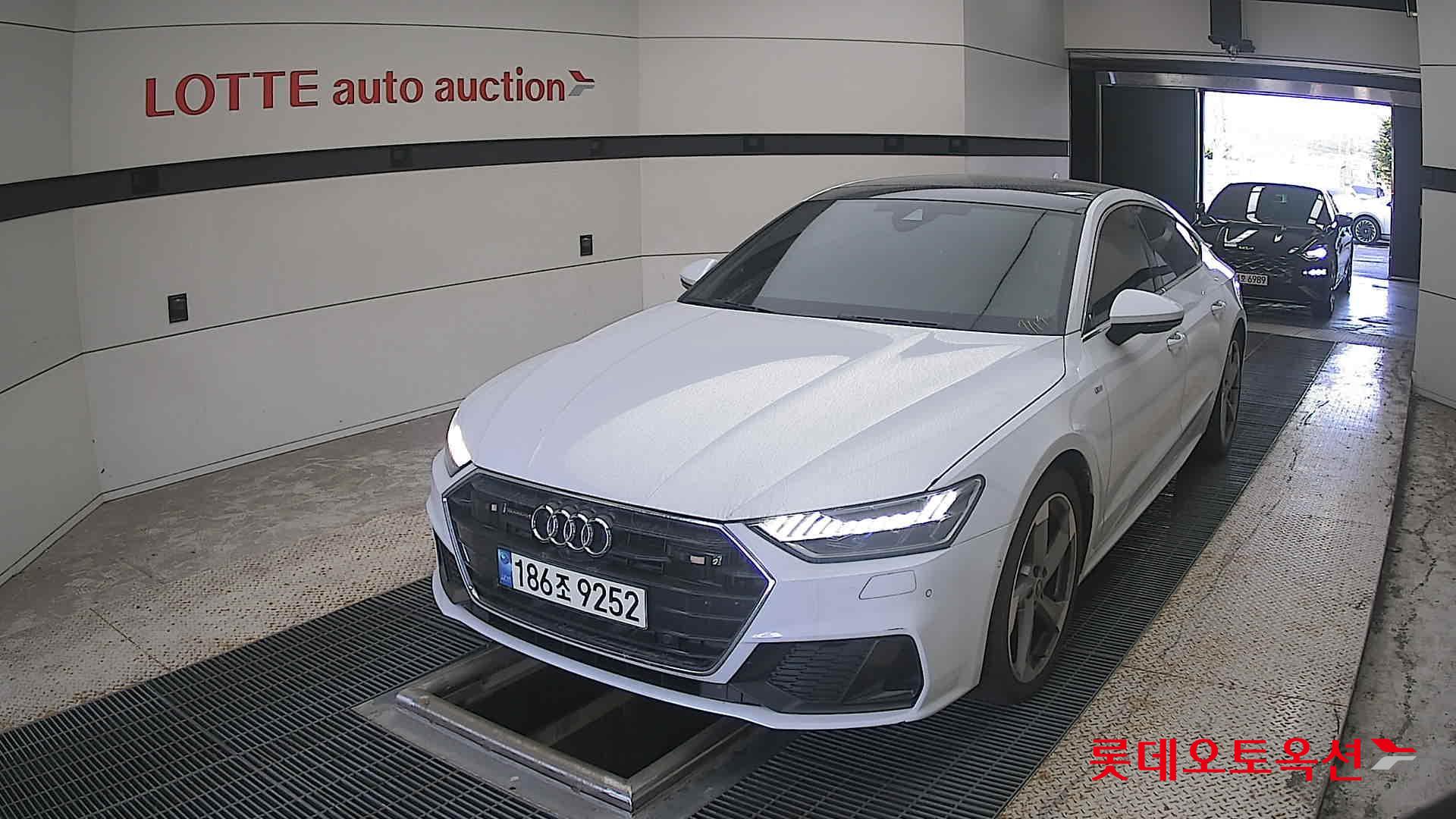 أودي إيه 7 2022 بريميوم