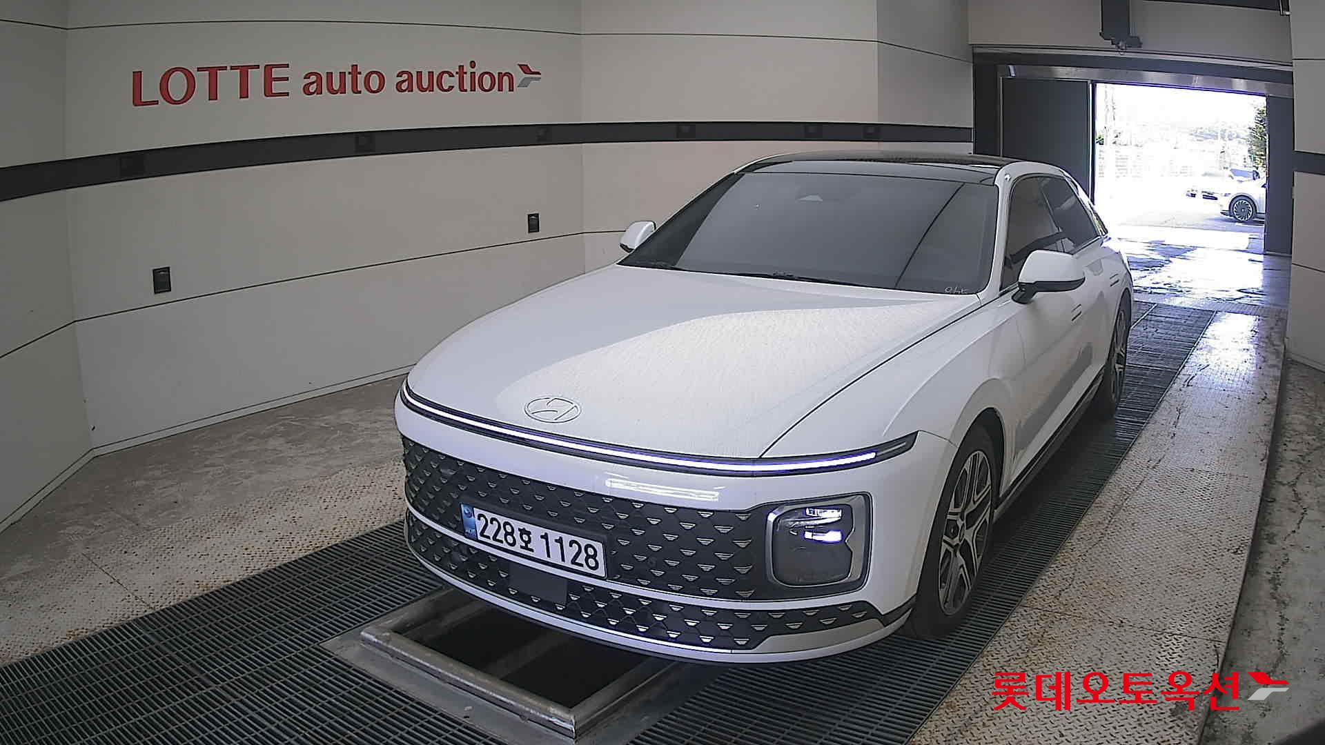 هيونداي جرانديور 2024 AT