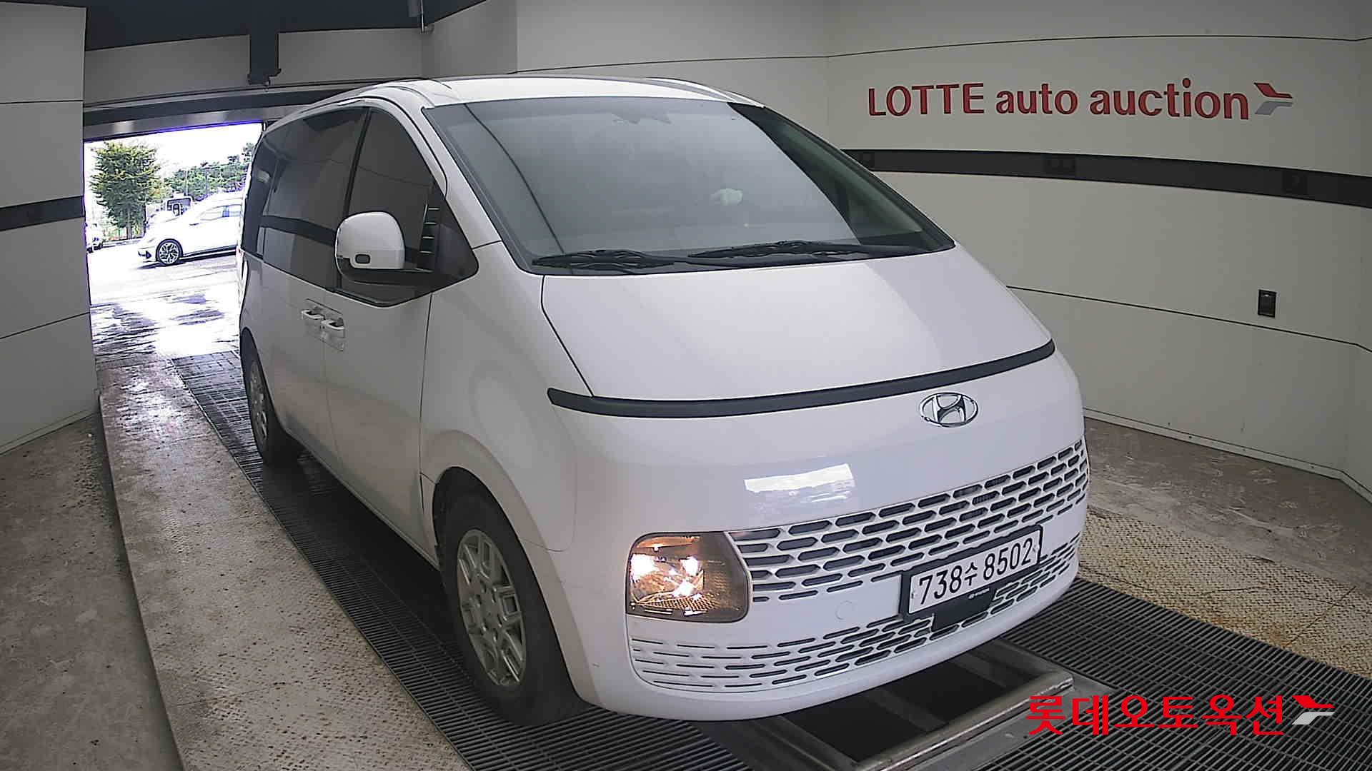 هيونداي ستاريا 2023