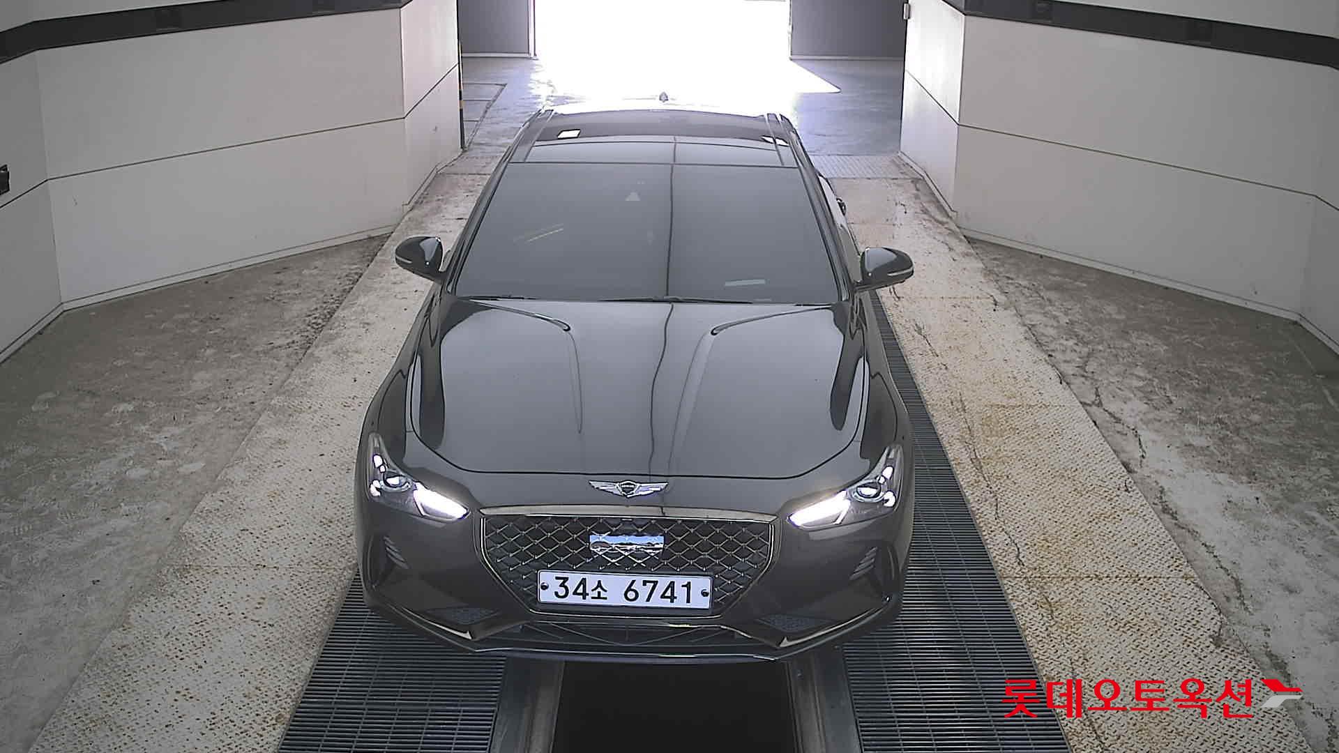 Genesis G70