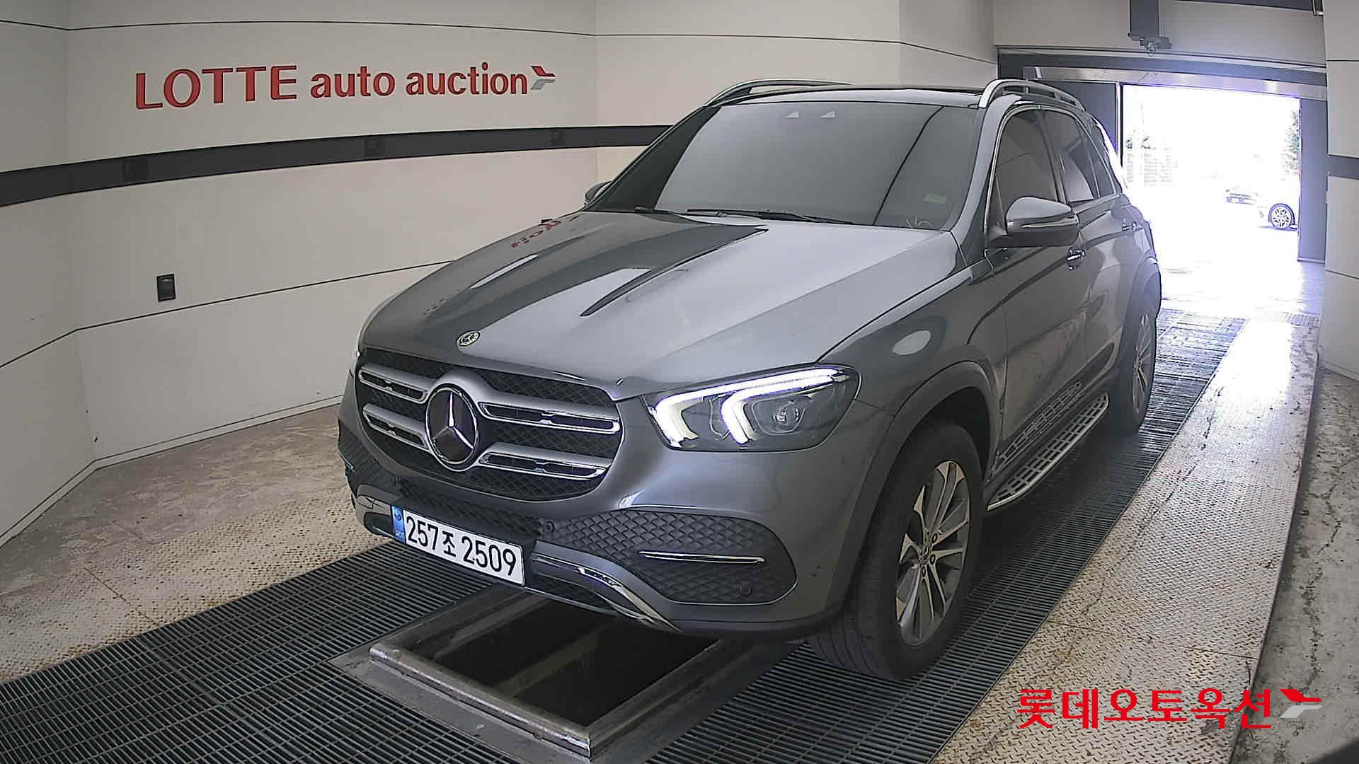 مرسيدس بنز 300D 2021 4MATIC
