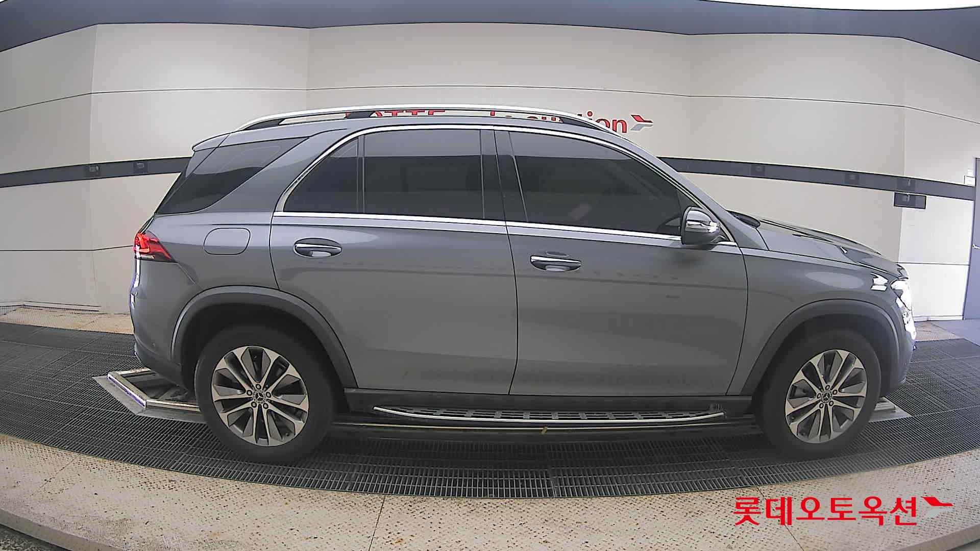 مرسيدس بنز 300D 2021 4MATIC