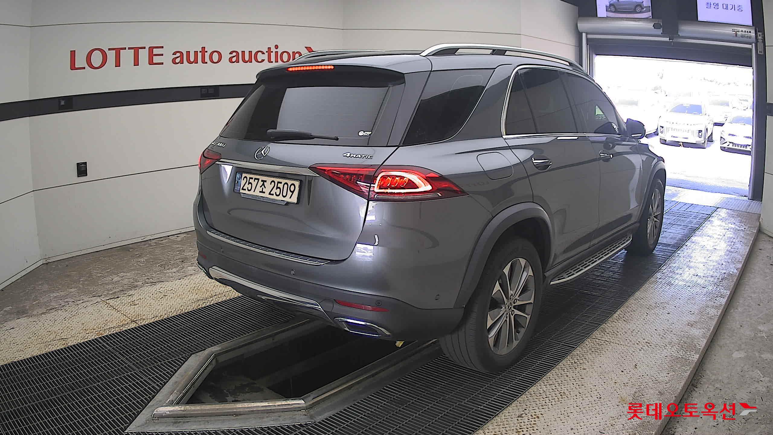 مرسيدس بنز 300D 2021 4MATIC