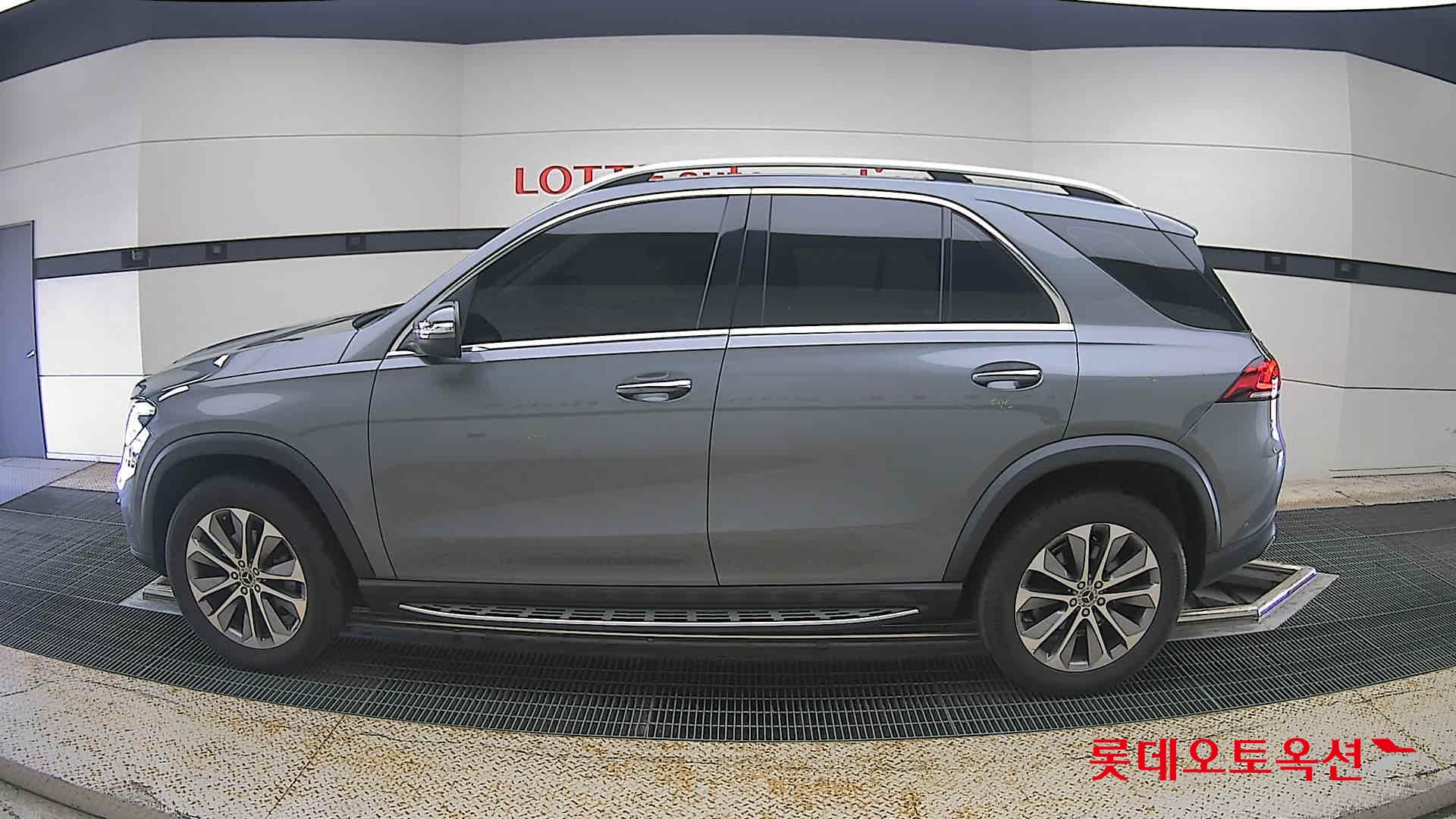 مرسيدس بنز 300D 2021 4MATIC