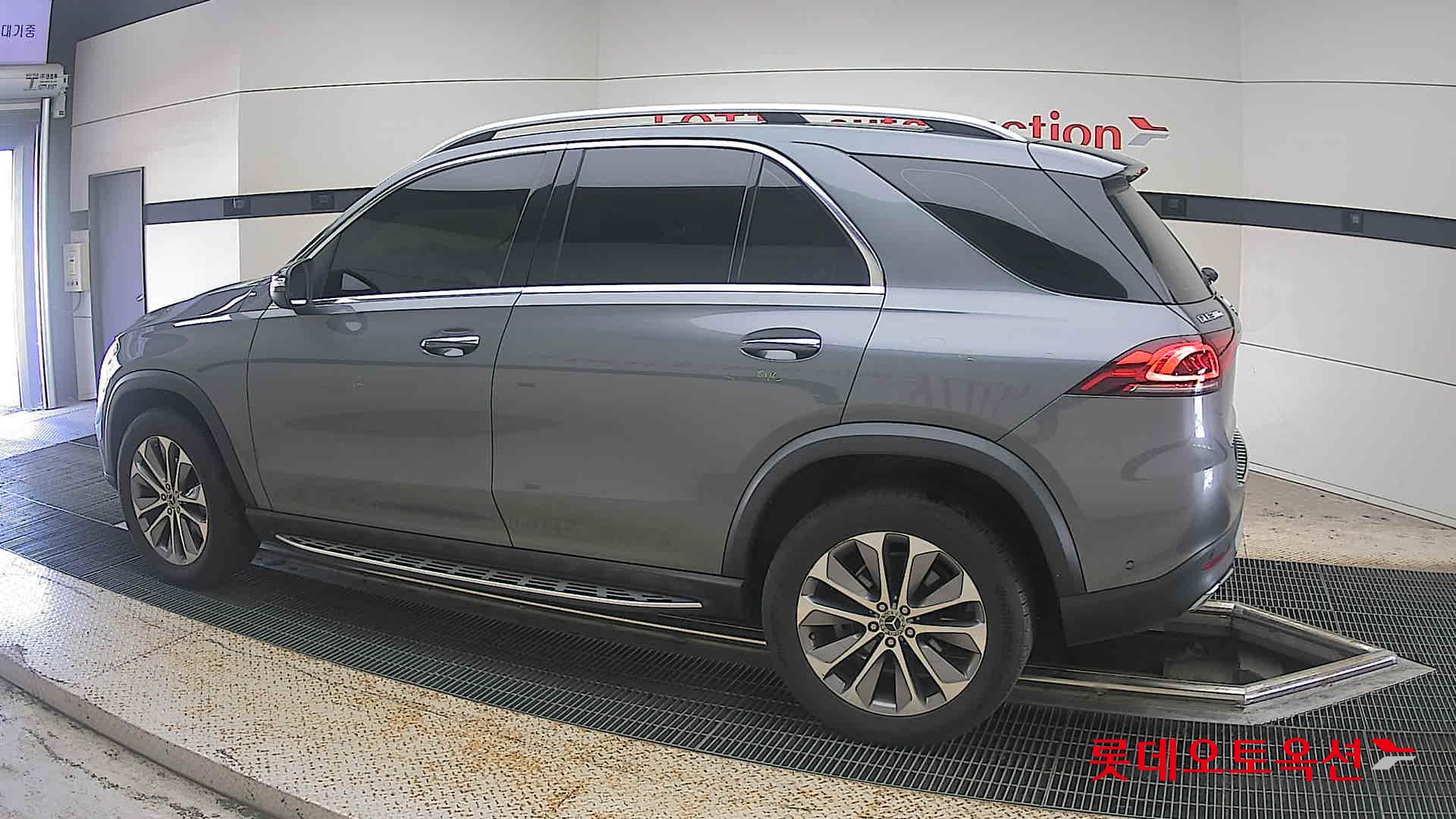مرسيدس بنز 300D 2021 4MATIC