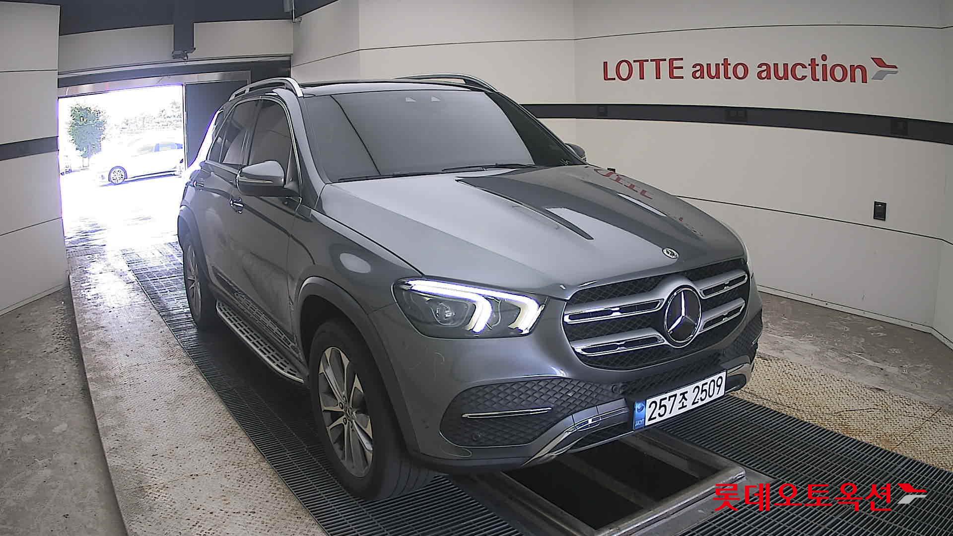 مرسيدس بنز 300D 2021 4MATIC