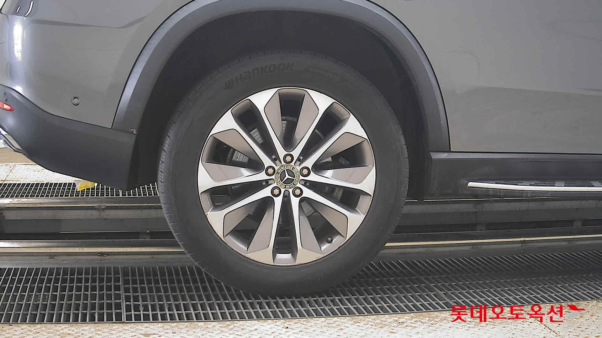 مرسيدس بنز 300D 2021 4MATIC