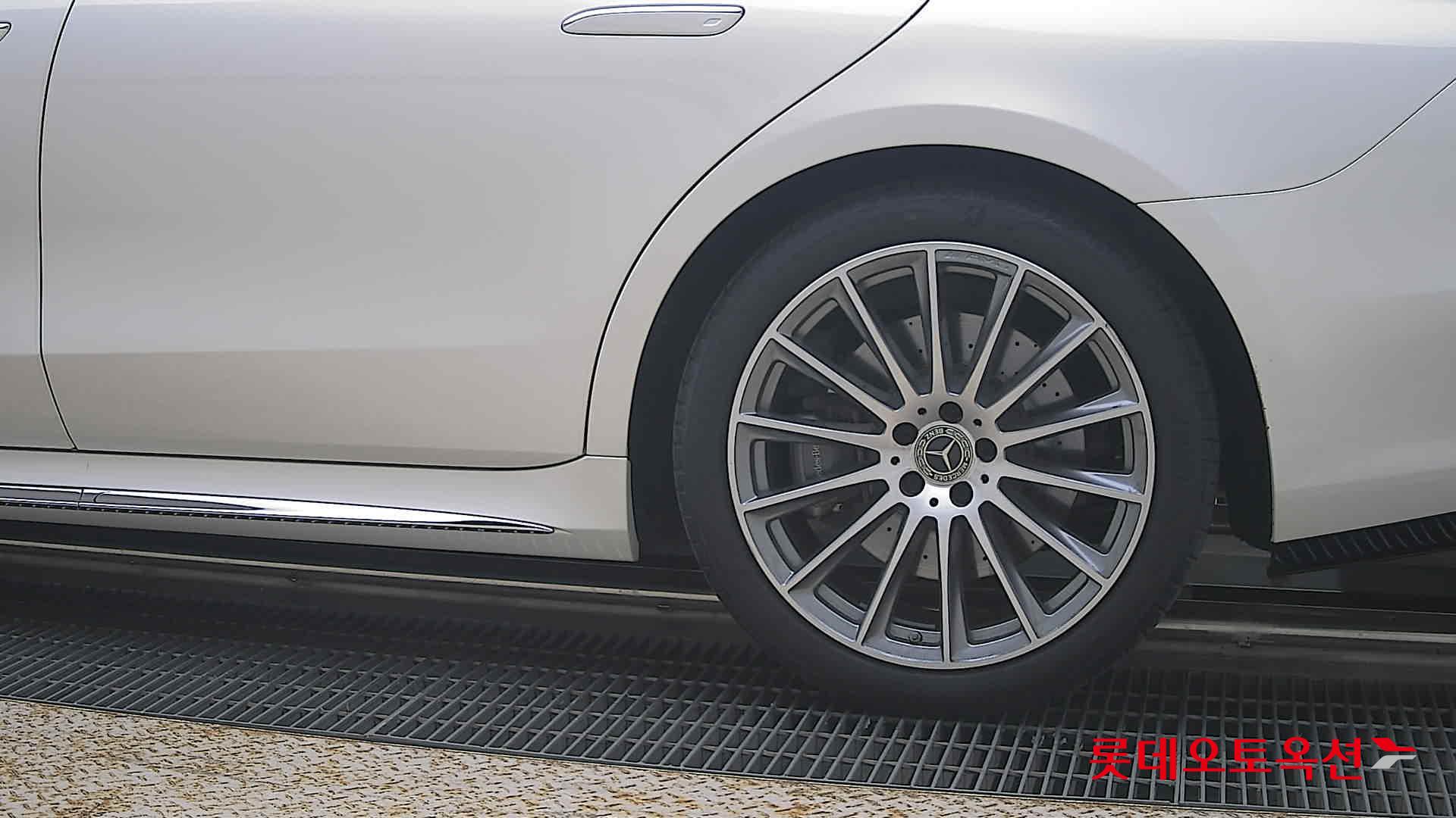 مرسيدس بنز S400 D 2023 4M