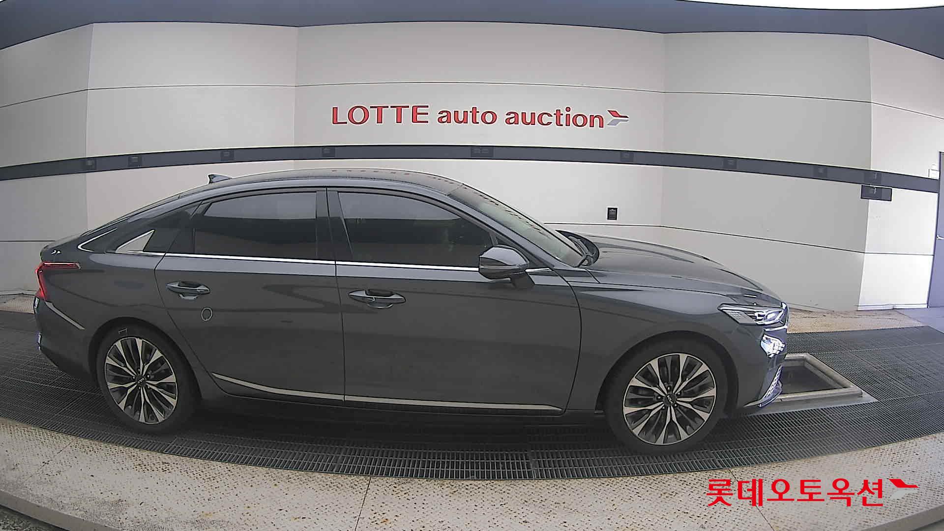 كيا كي 8 2023