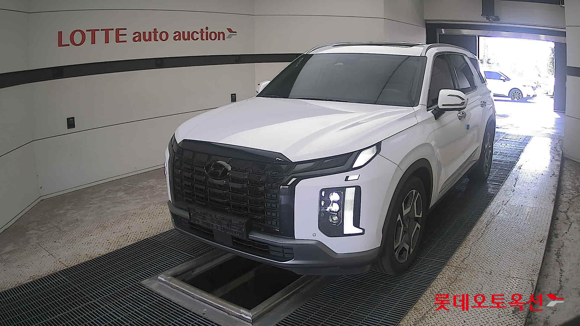 هيونداي باليسيد 2023 AT