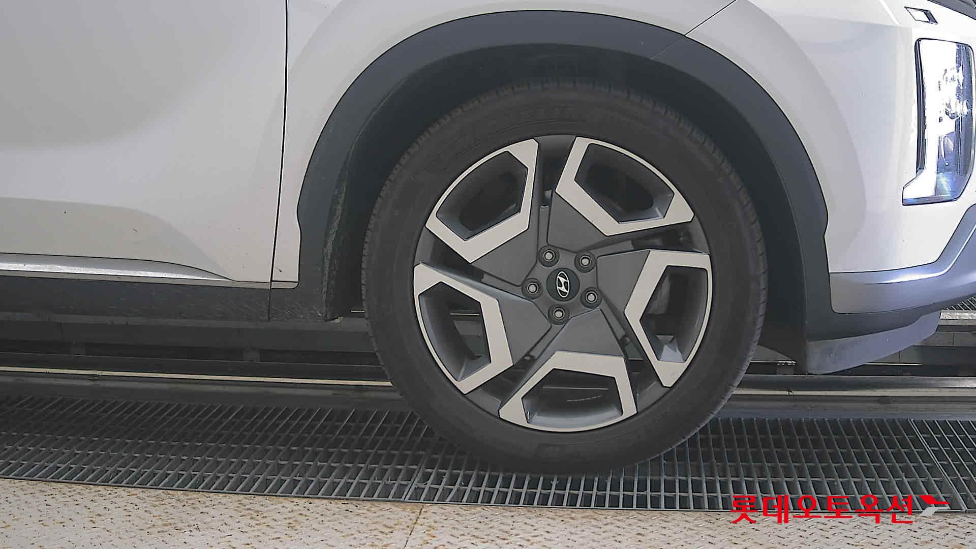 هيونداي باليسيد 2023 AT