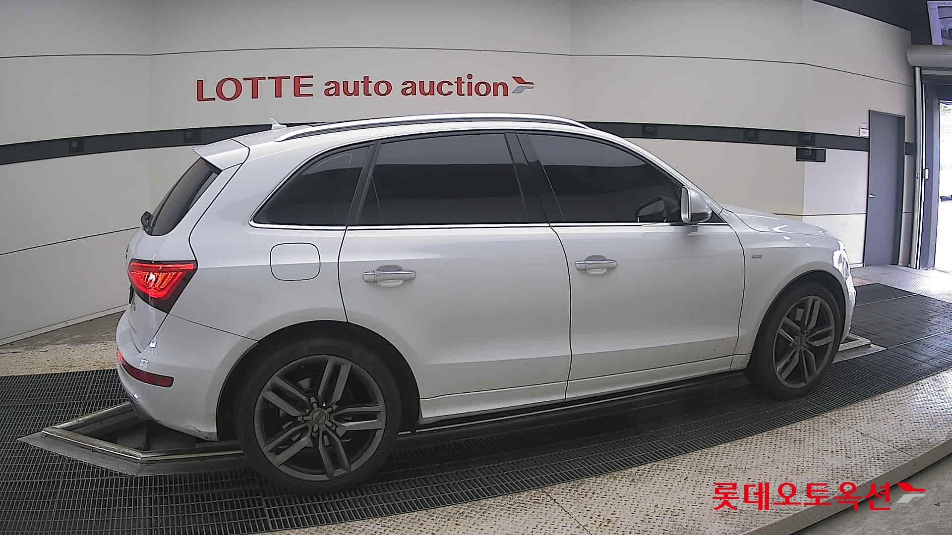 أودي Sq5 2015