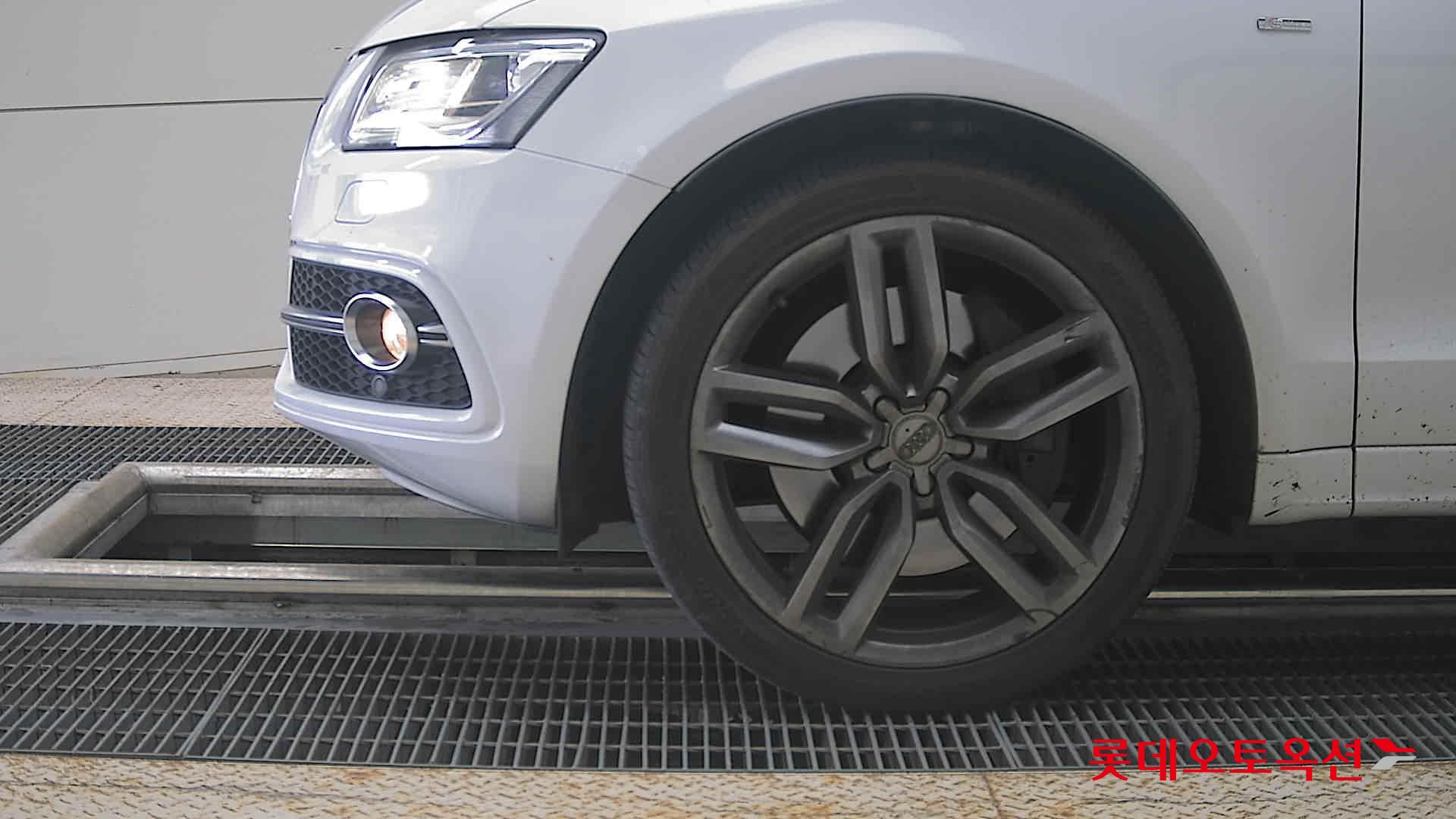 أودي Sq5 2015