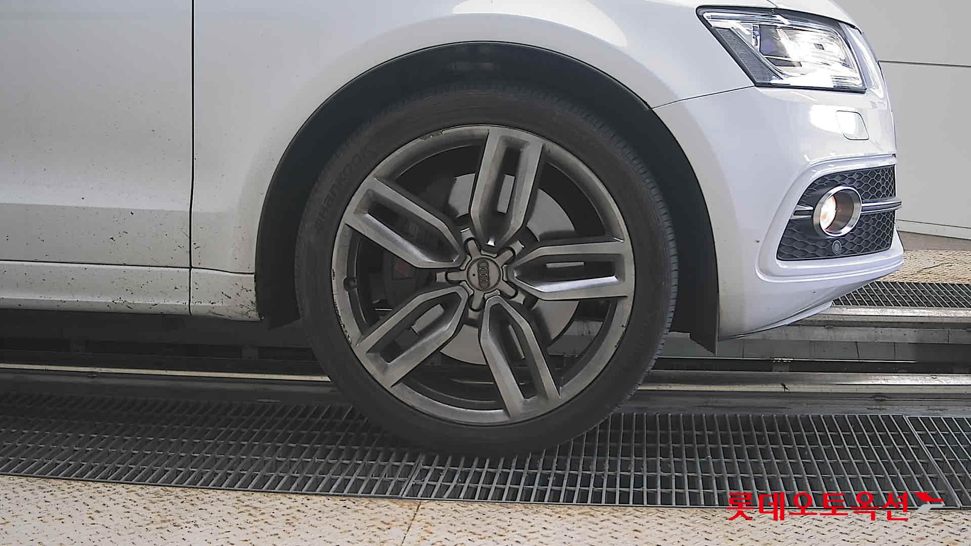أودي Sq5 2015