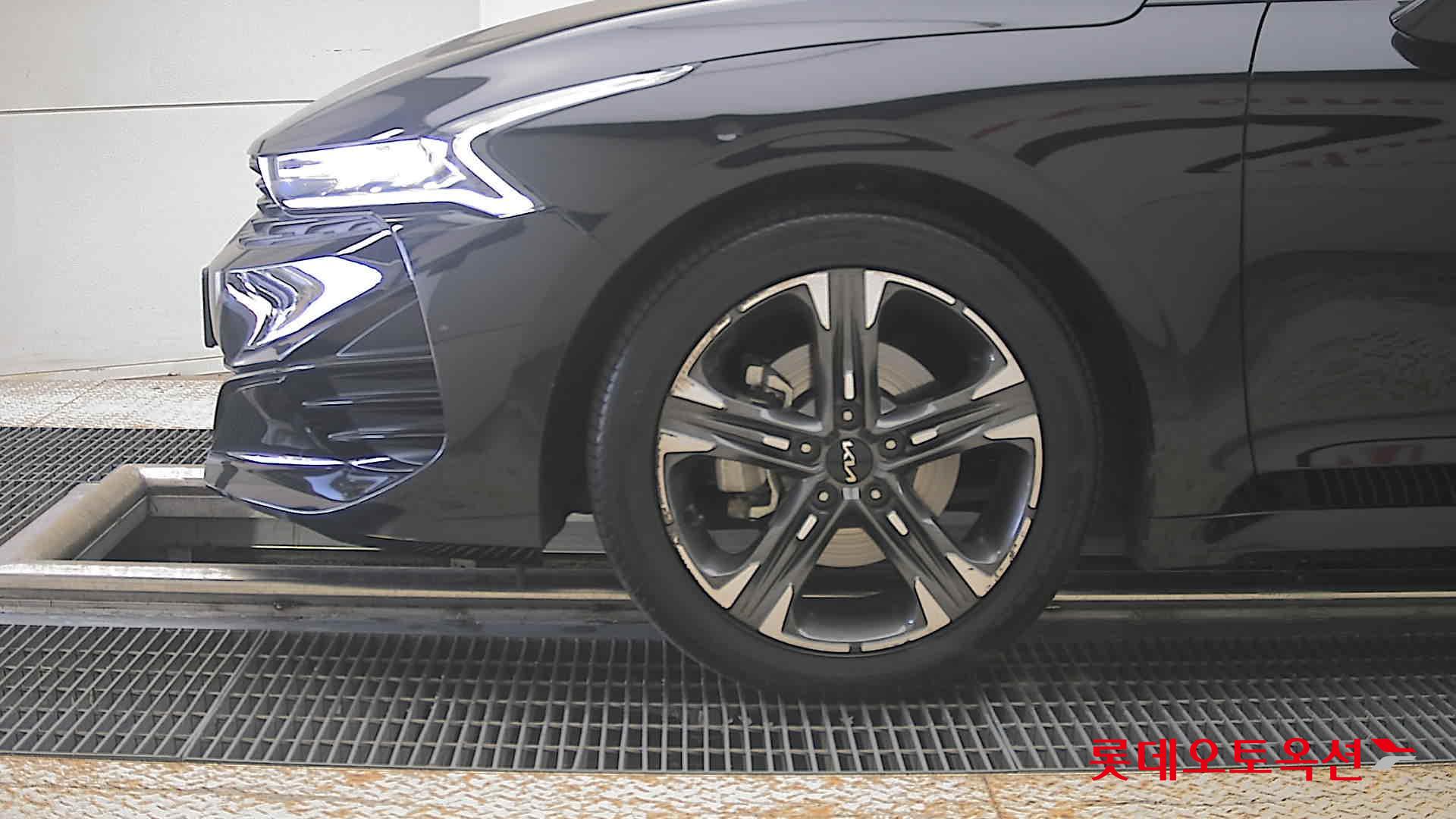 كيا كي 5 2023