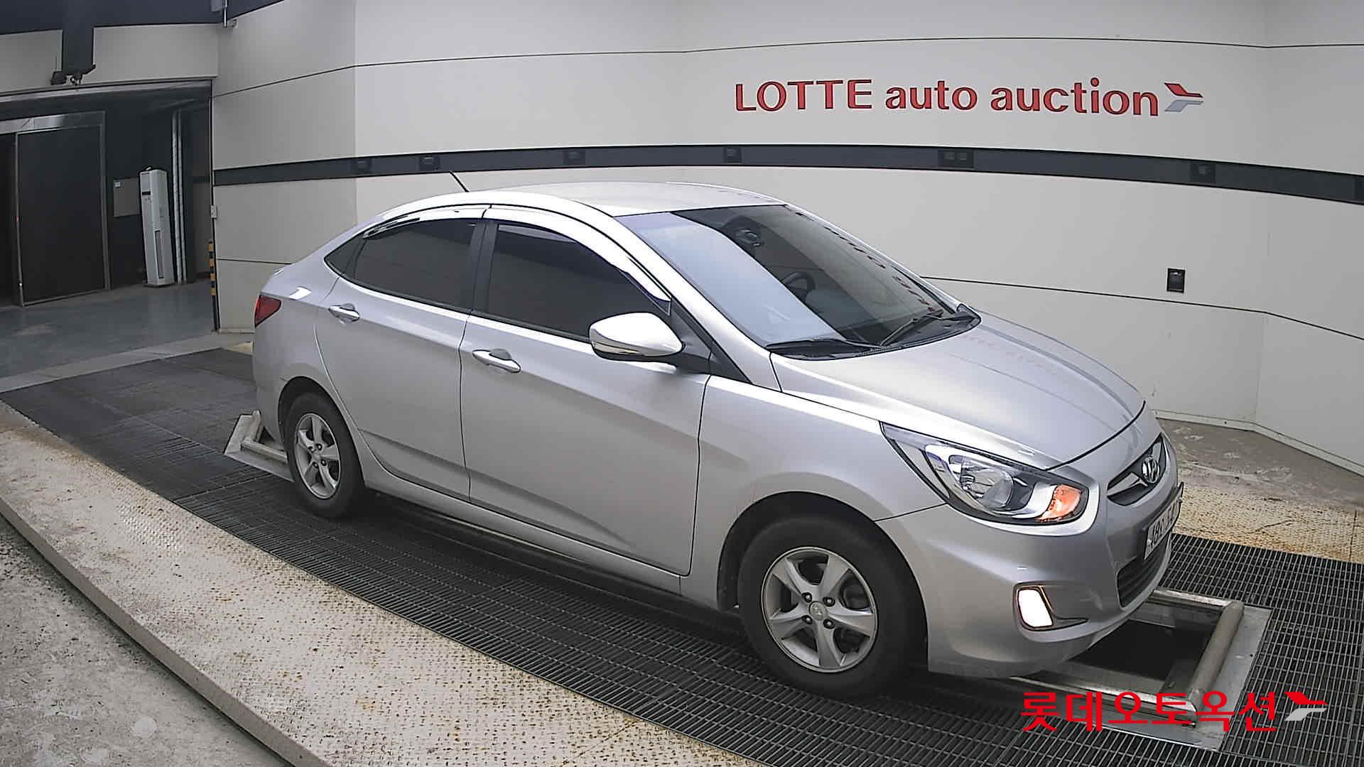 هيونداي أكسنت 2014 4DOOR MODERN