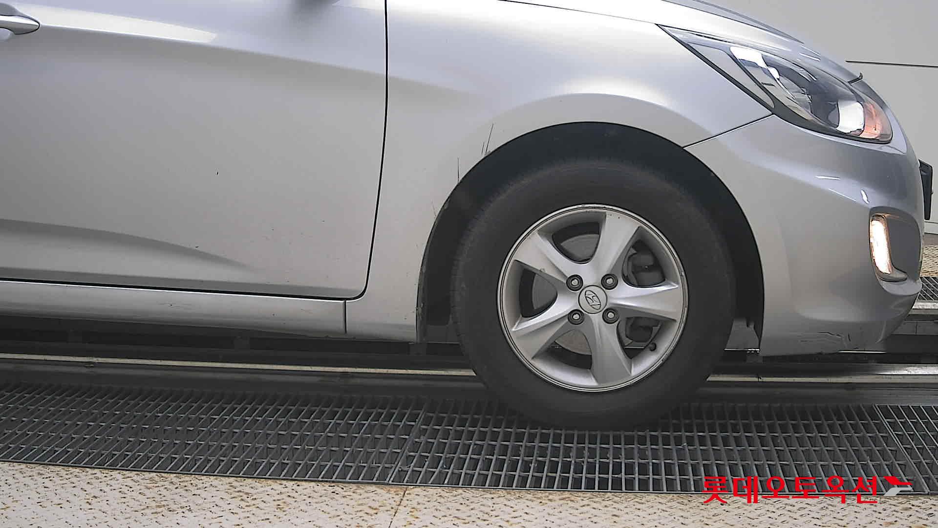 هيونداي أكسنت 2014 4DOOR MODERN