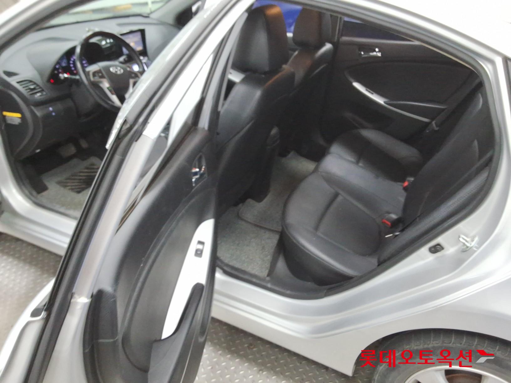 هيونداي أكسنت 2014 4DOOR MODERN