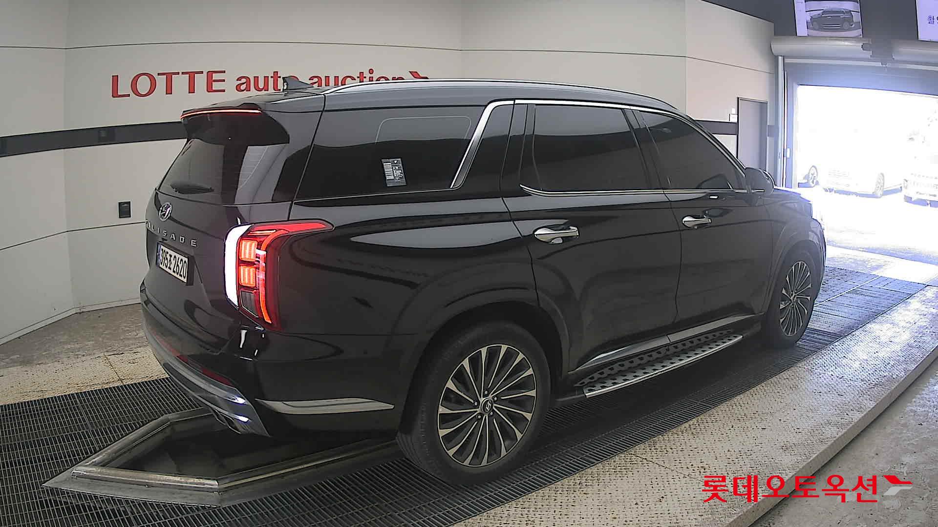 هيونداي باليسيد 2023 AT