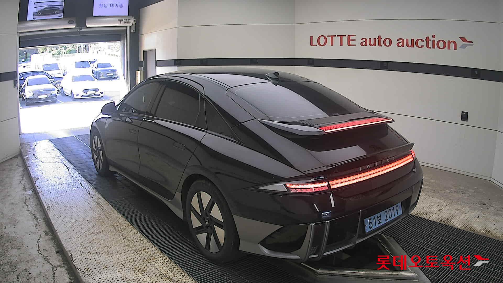هيونداي أيونيك 2023