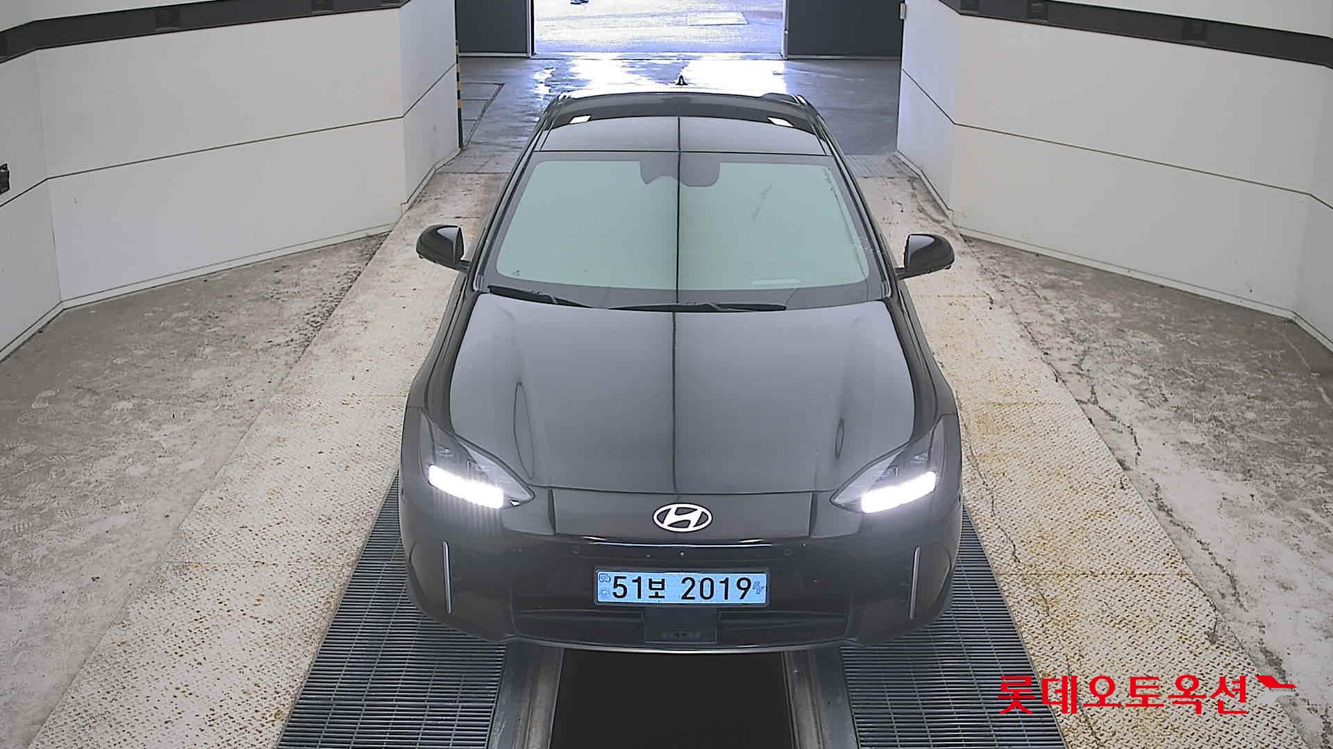 هيونداي أيونيك 2023