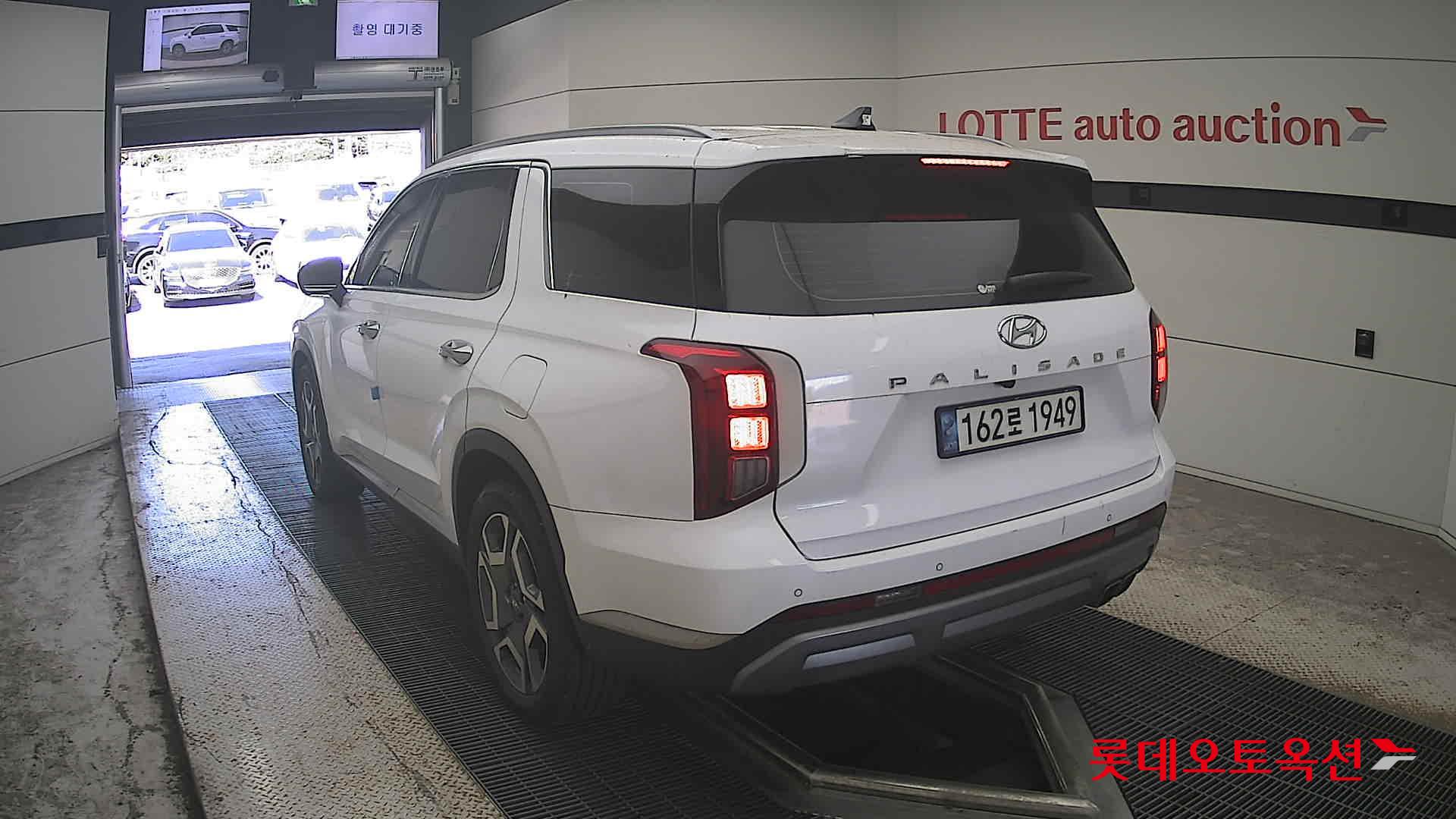 هيونداي باليسيد 2023 AT