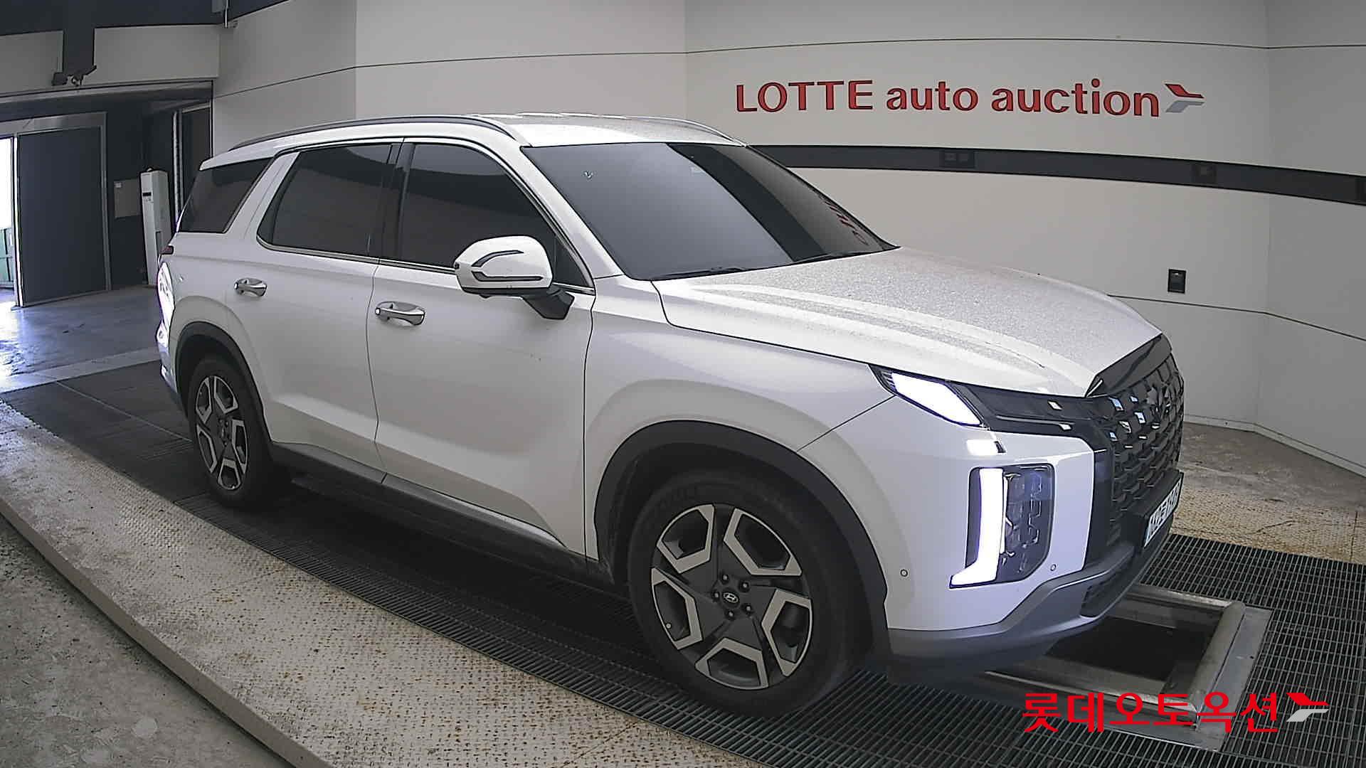 هيونداي باليسيد 2023 AT