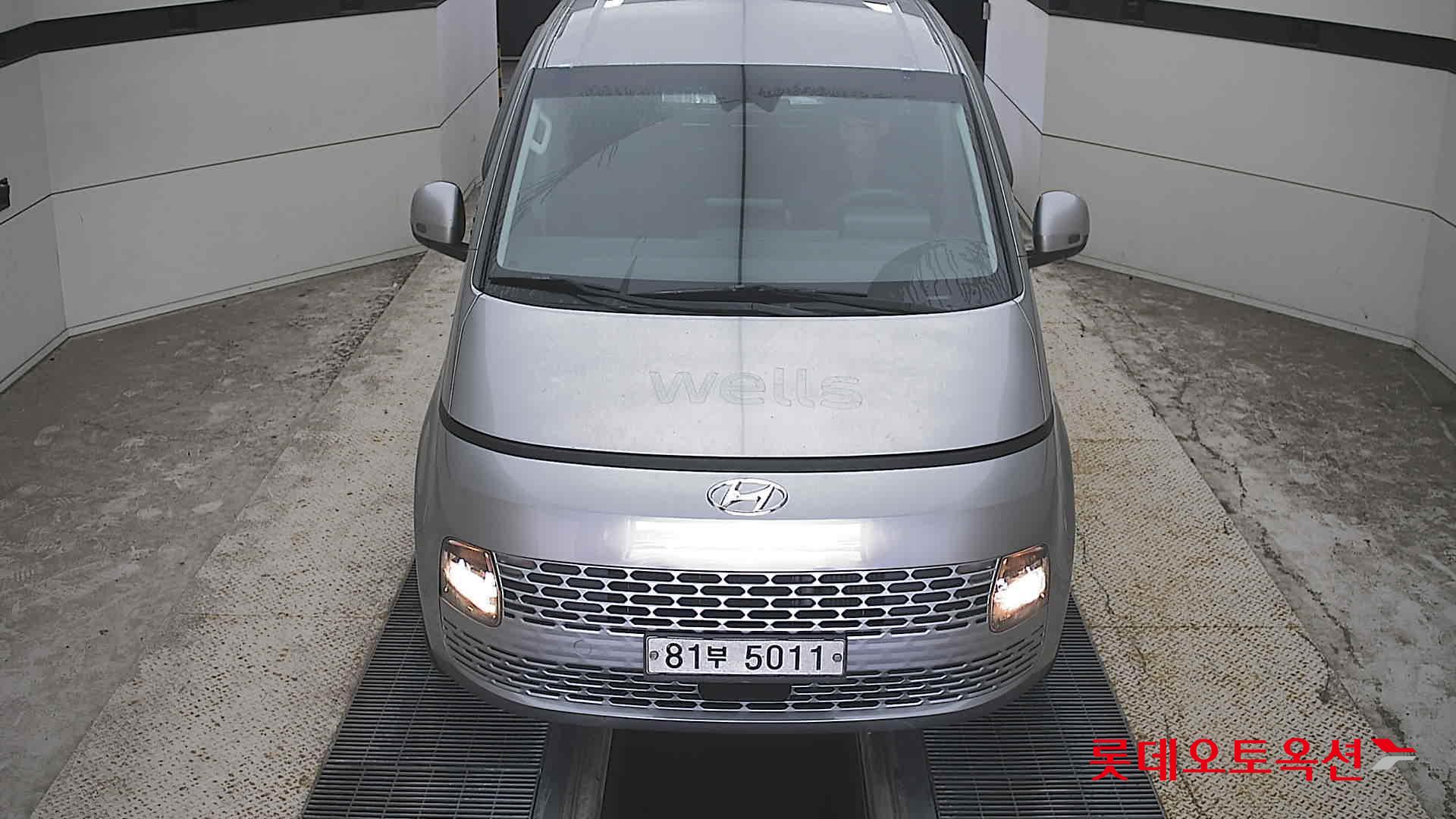 Hyundai Staria
