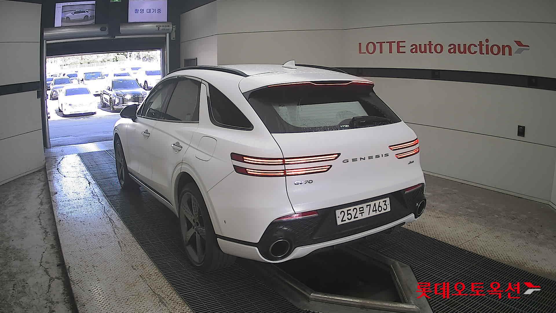 جينيسيس جي في 70 2022 2.5T