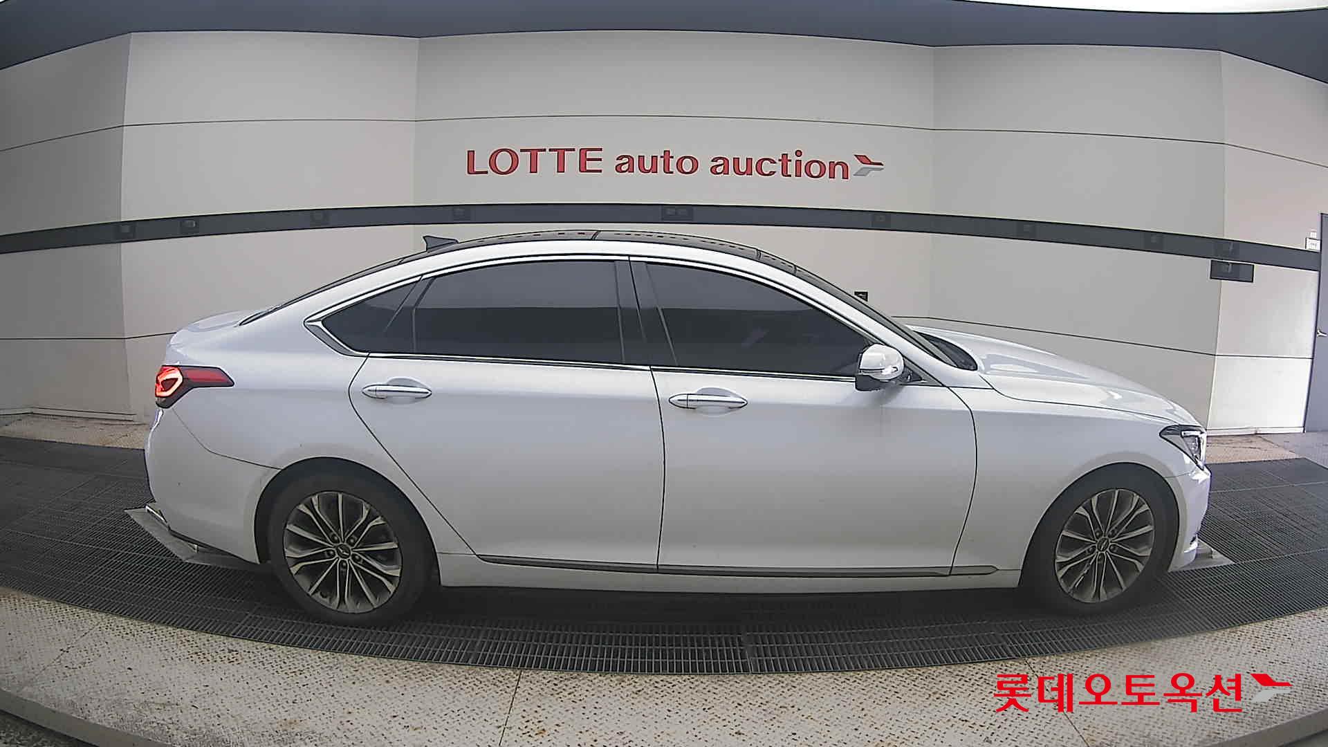 جينيسيس G330 2015 MODERN