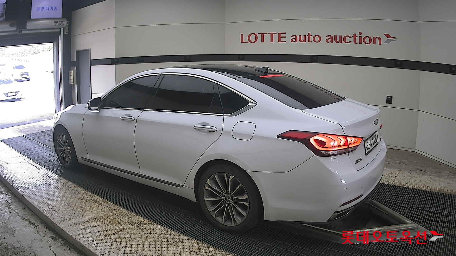 جينيسيس G330 2015 MODERN