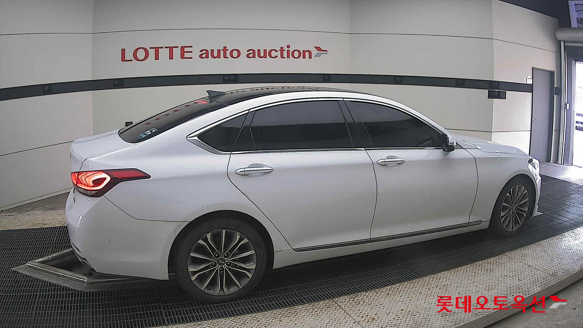 جينيسيس G330 2015 MODERN