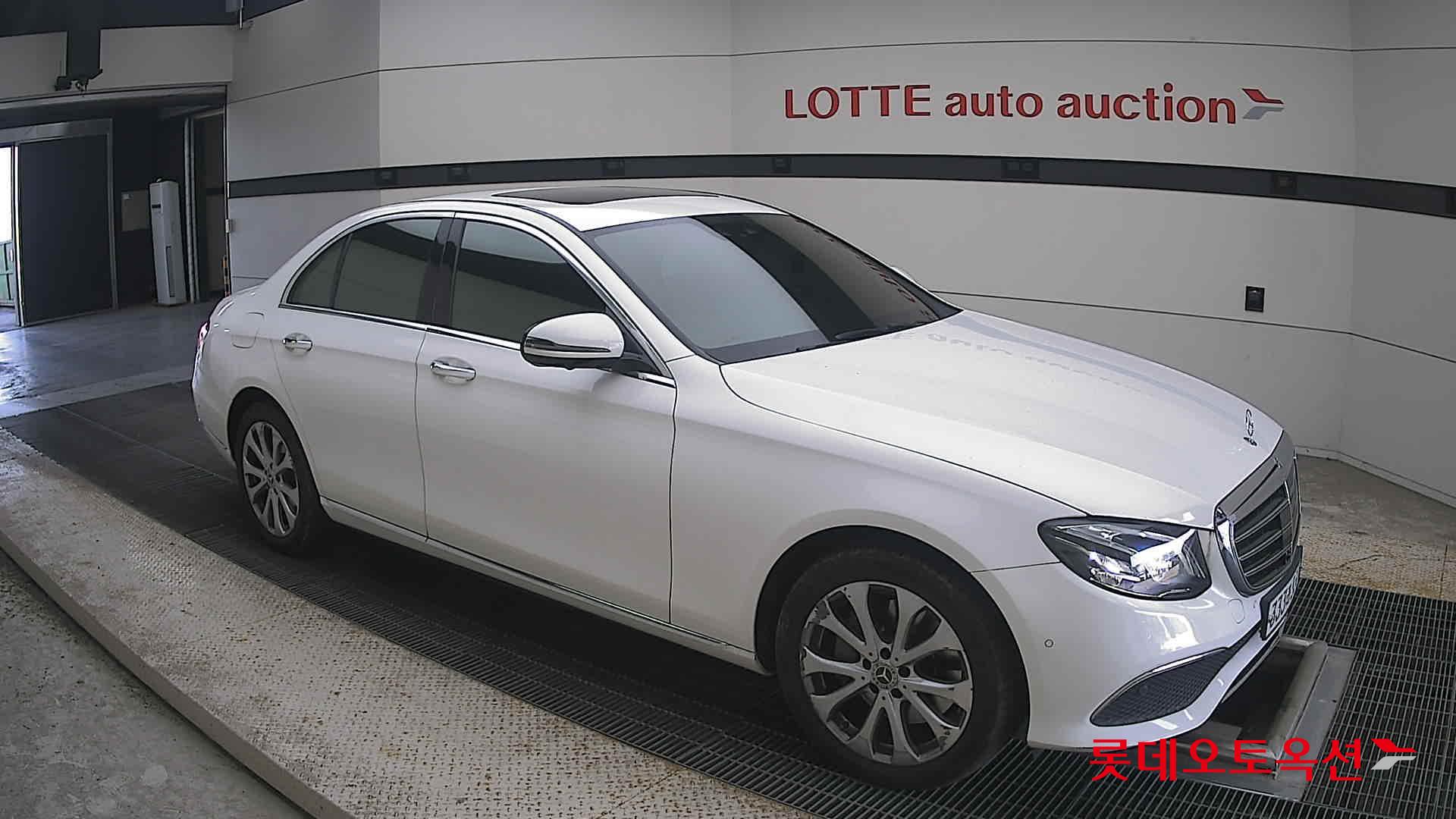 مرسيدس بنز E300 2020 4M إكسكلوسيف