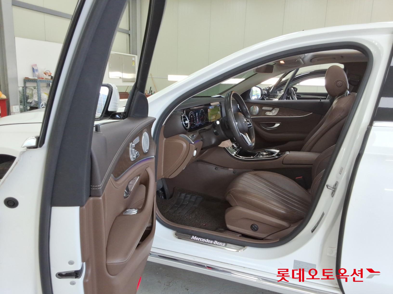 مرسيدس بنز E300 2020 4M إكسكلوسيف
