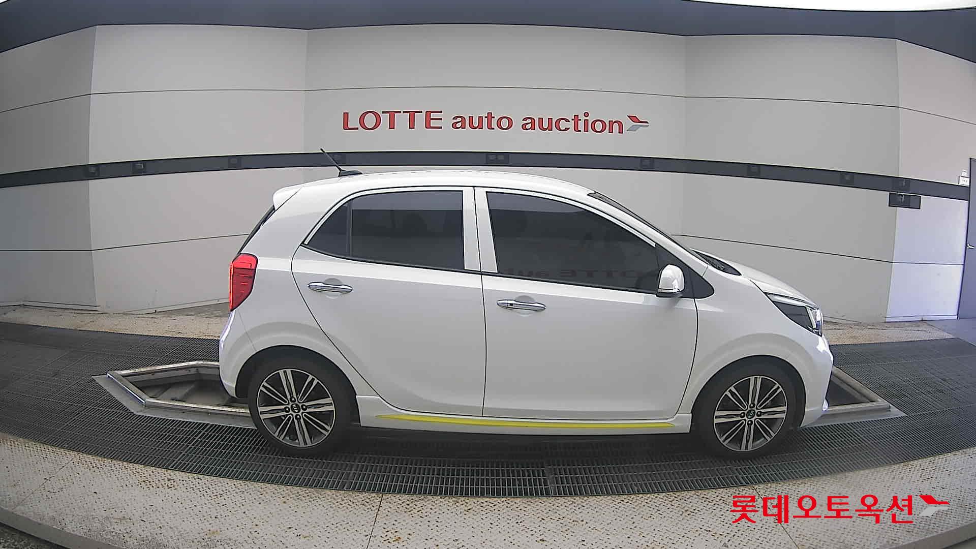 Kia Morning 2018 Белый из Кореи, фото 3