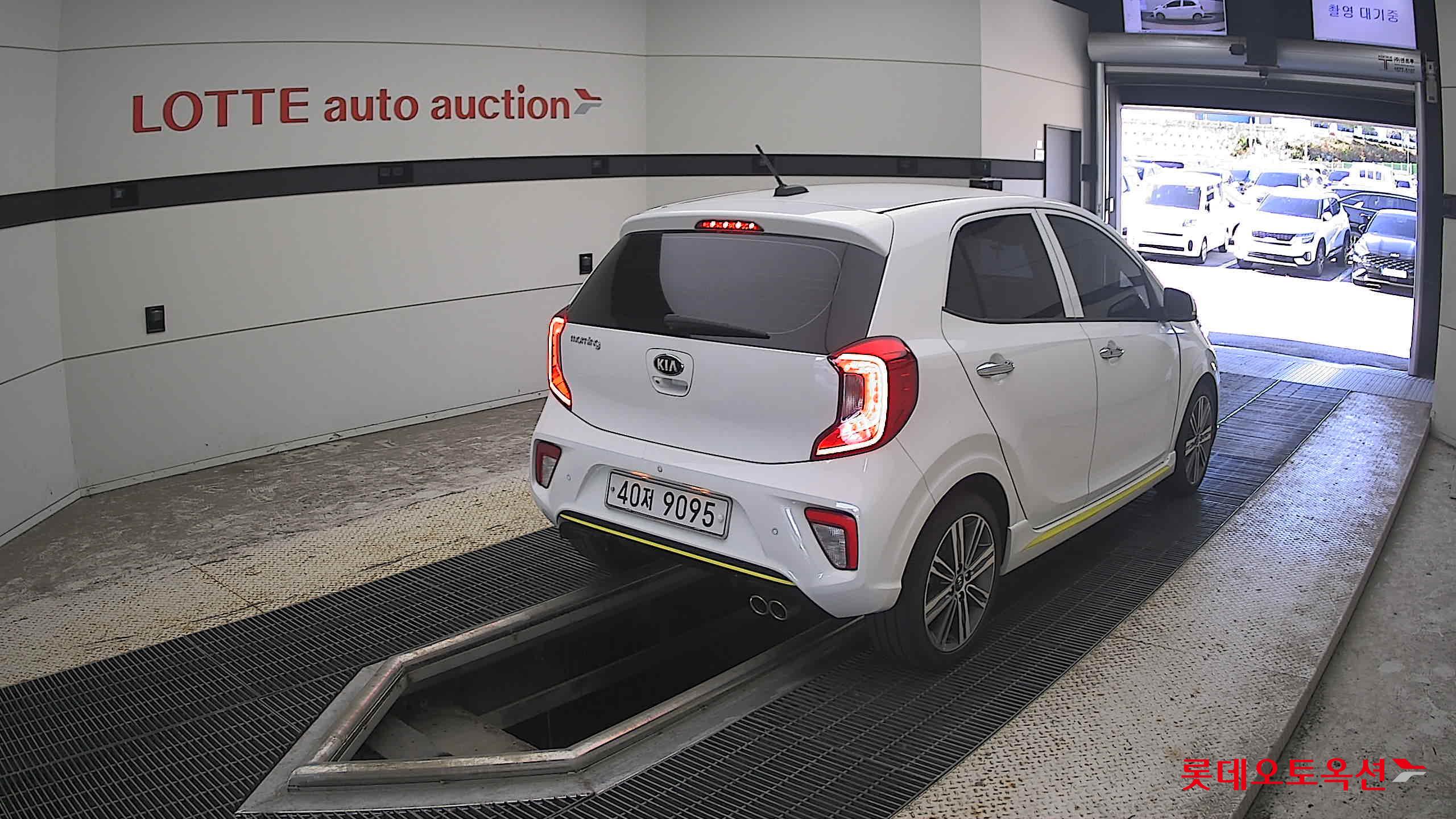 Kia Morning 2018 Белый из Кореи, фото 4