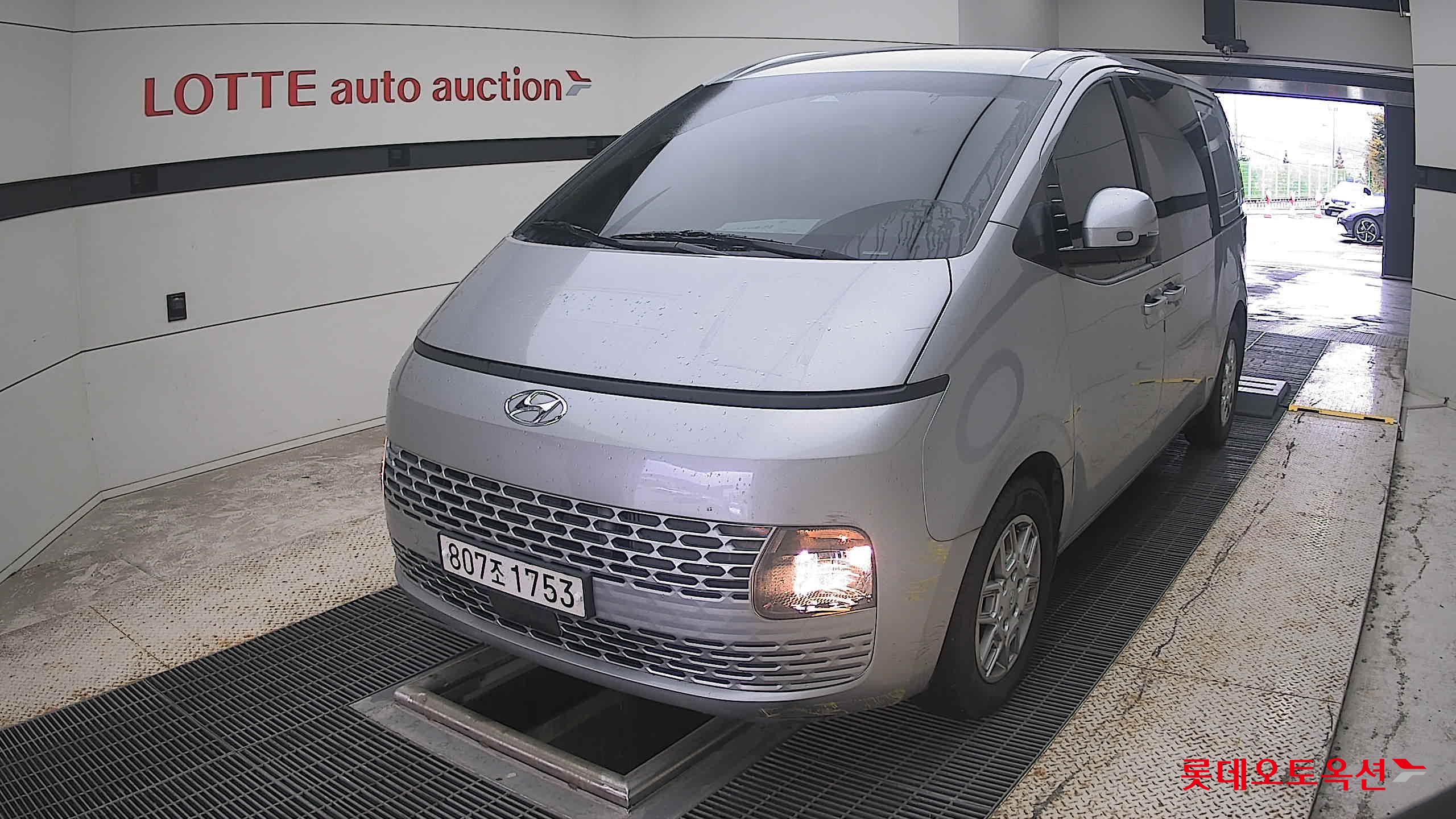 Hyundai Staria 2022 — авто из Кореи под ключ