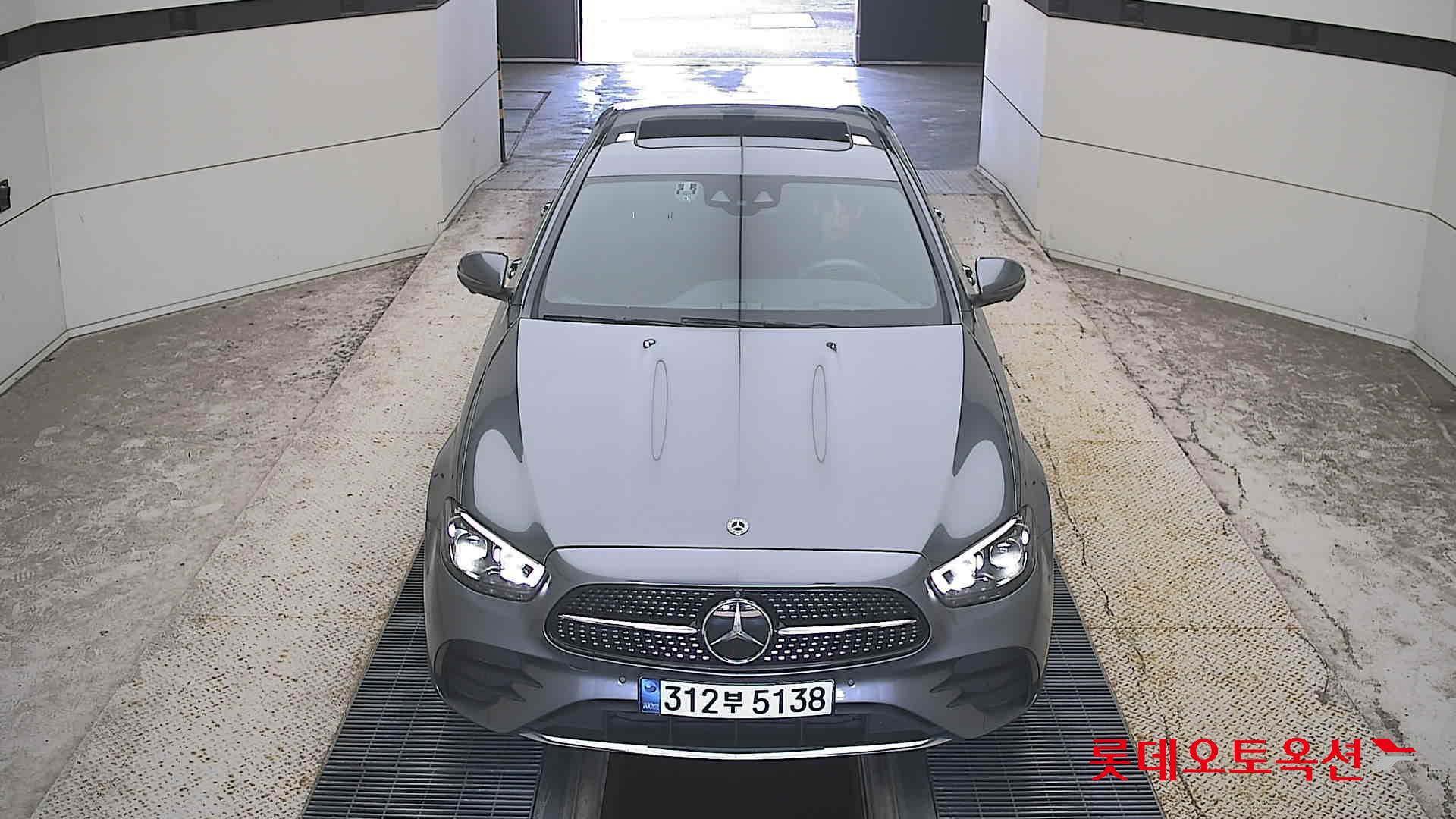 مرسيدس E-Class