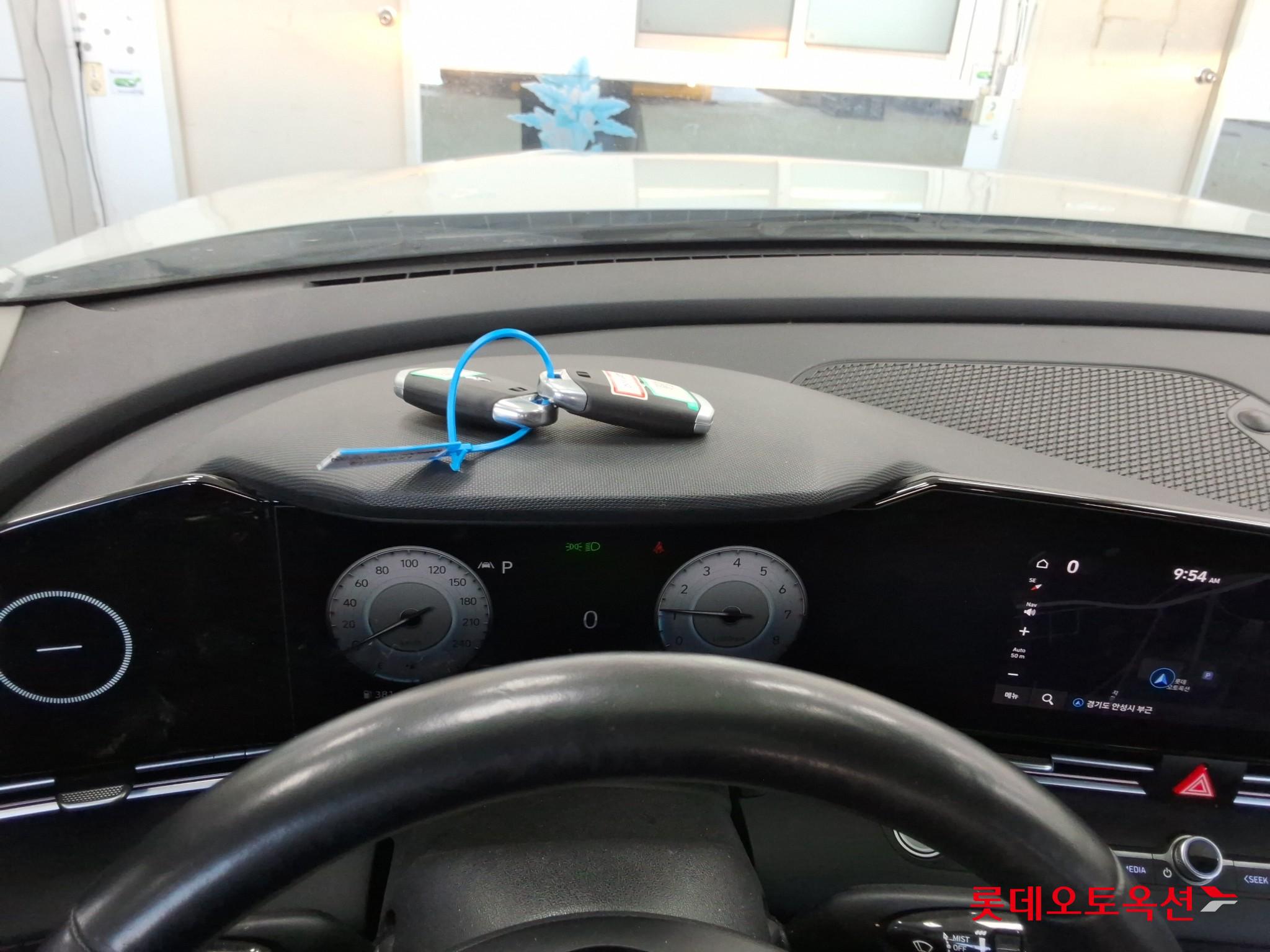 هيونداي أفانتي 2021 MODERN