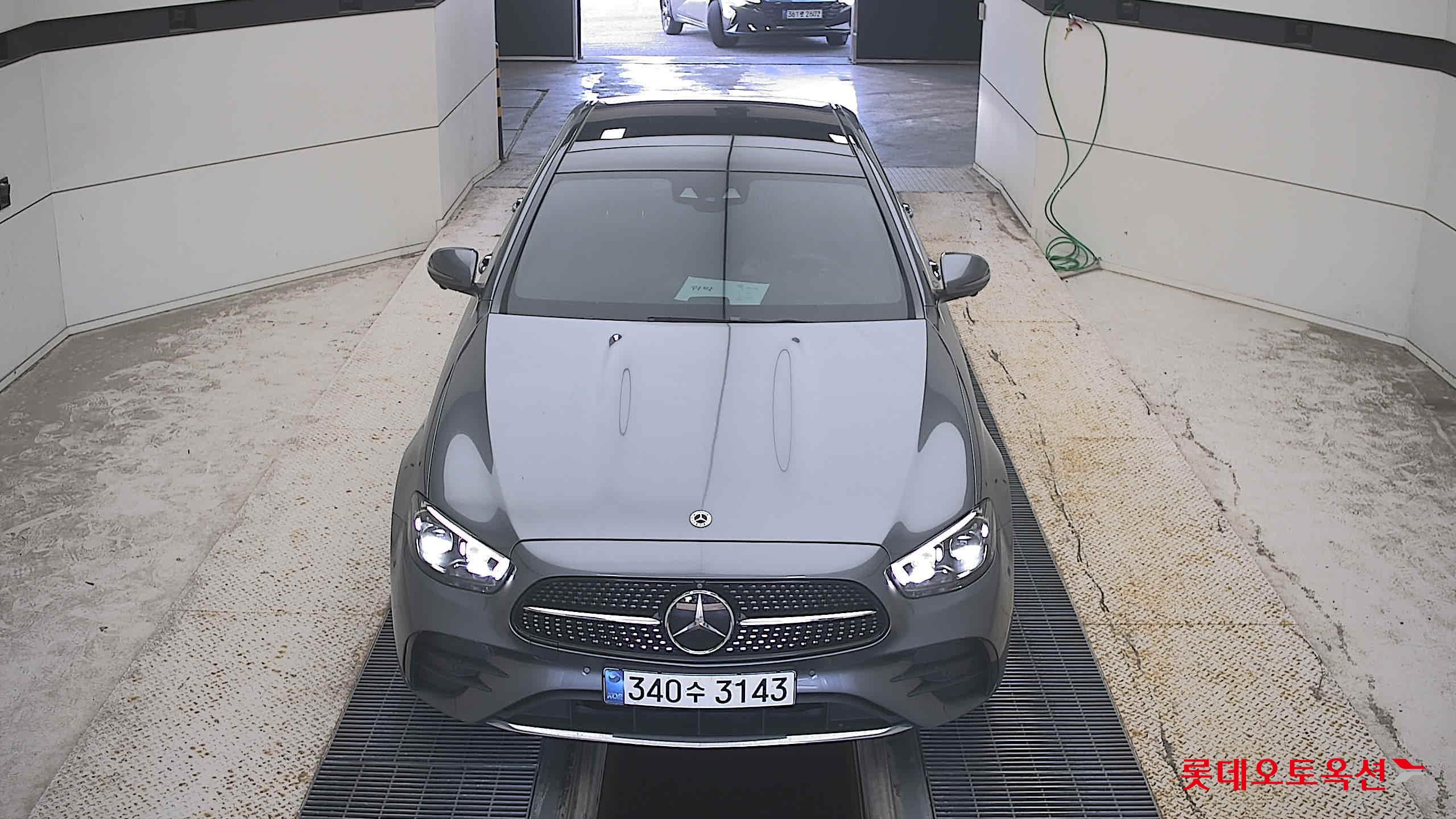 مرسيدس بنز E350 2022 4M LINE