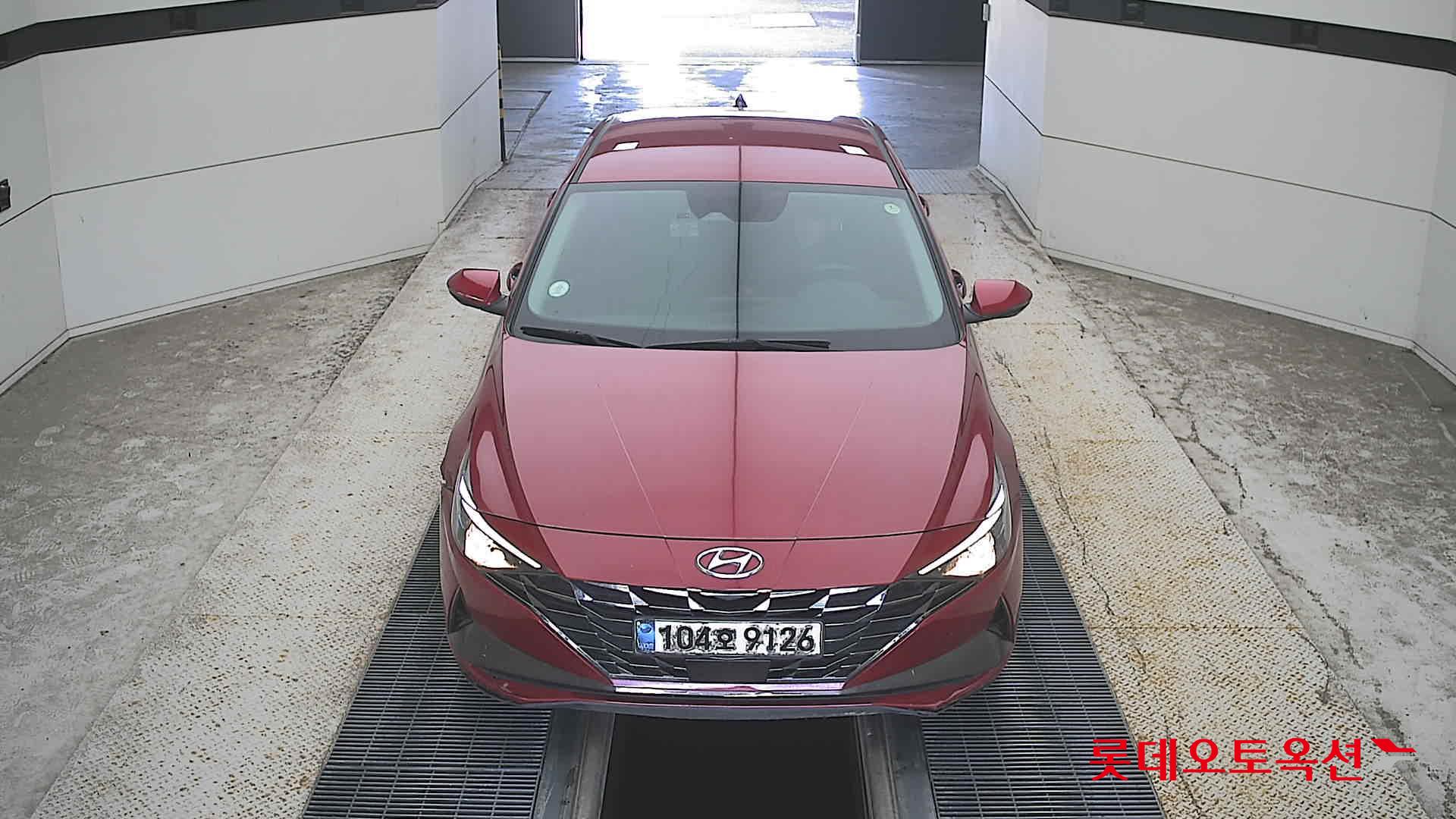 هيونداي أفانتي 2021 MODERN