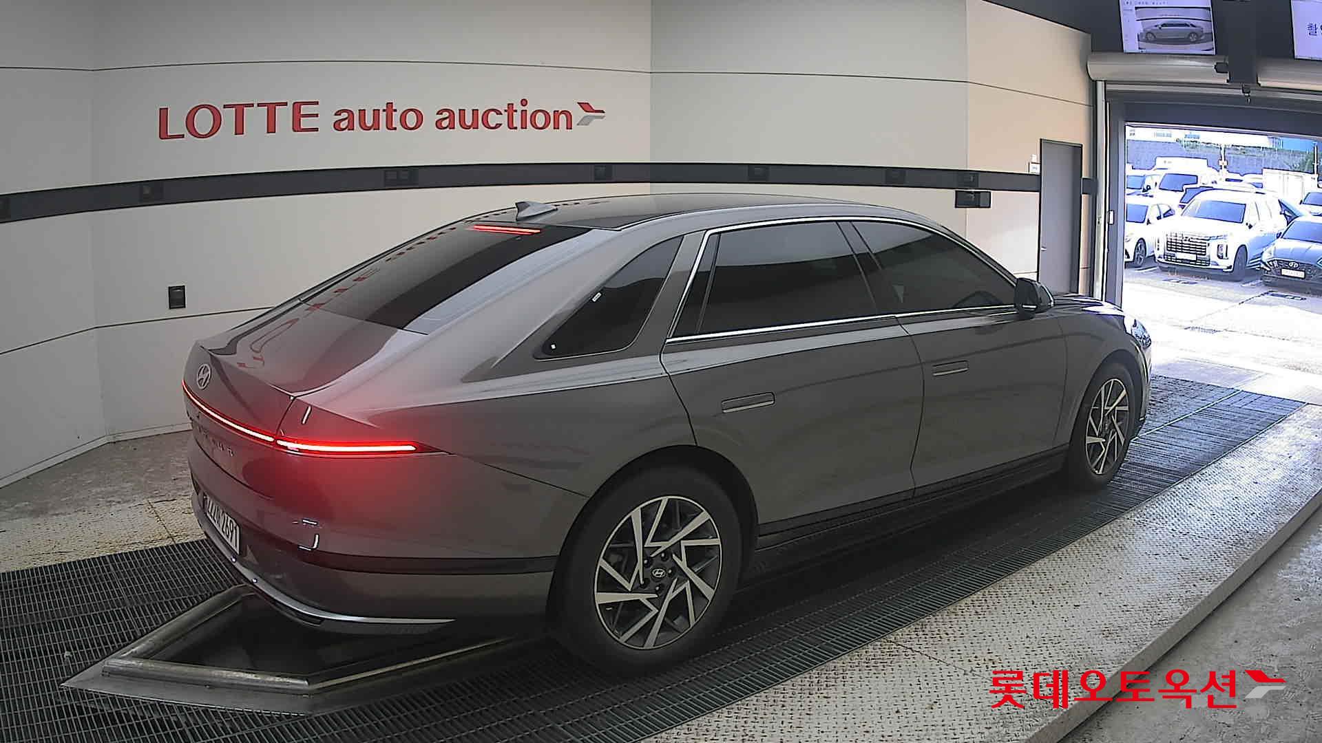 هيونداي جرانديور 2023 AT