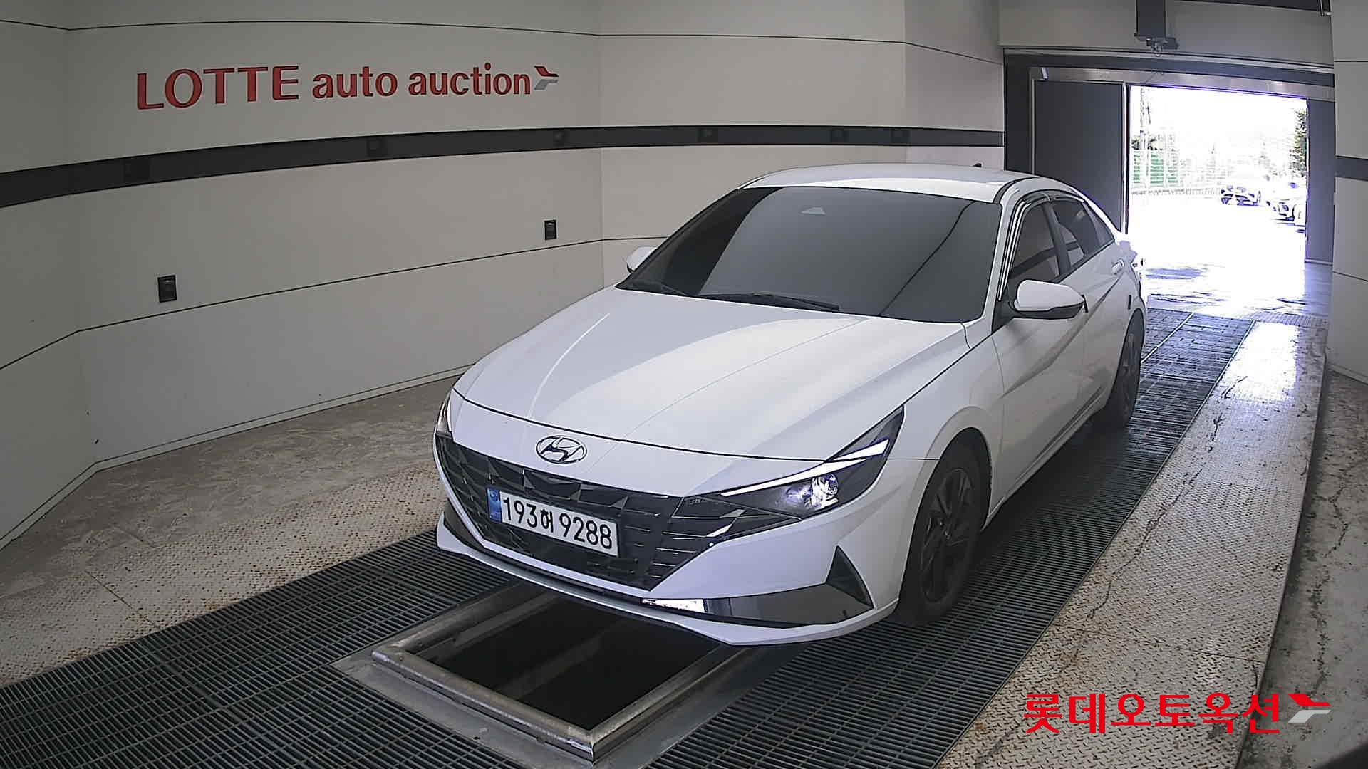 هيونداي أفانتي 2023 SMART