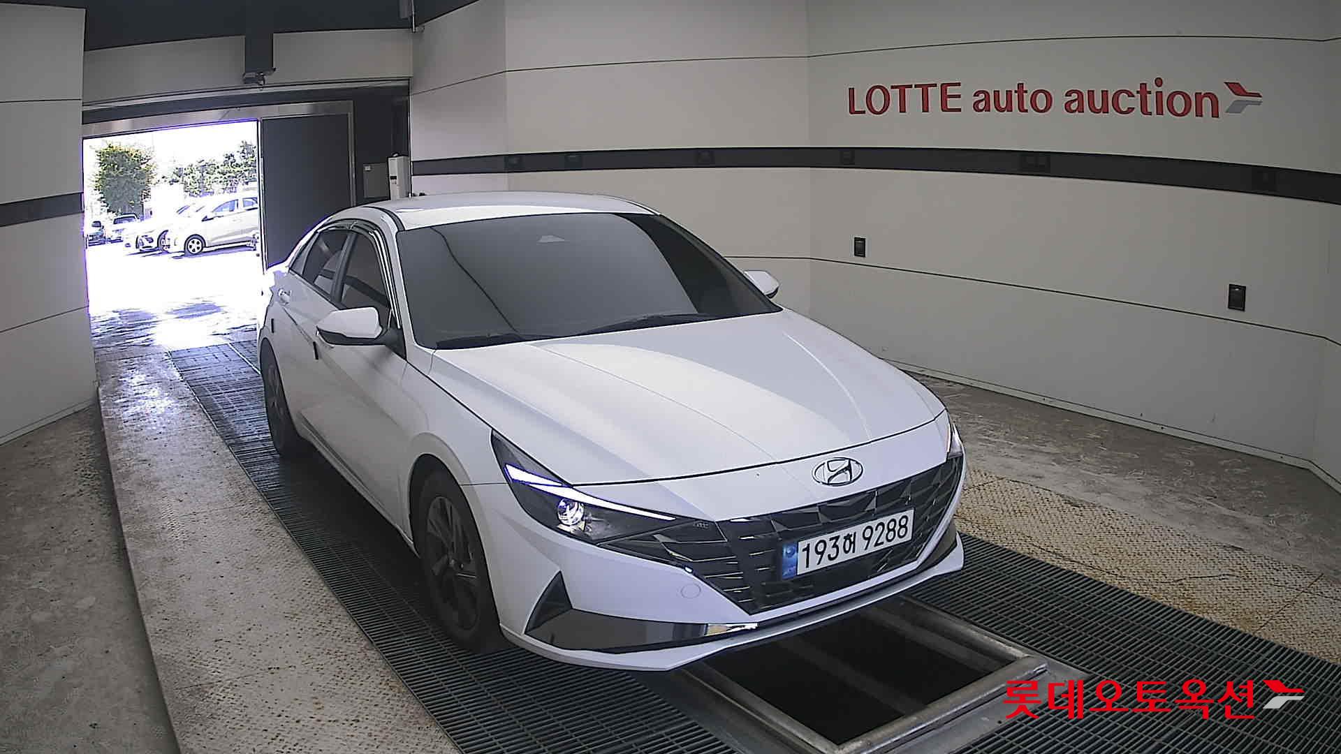 هيونداي أفانتي 2023 SMART