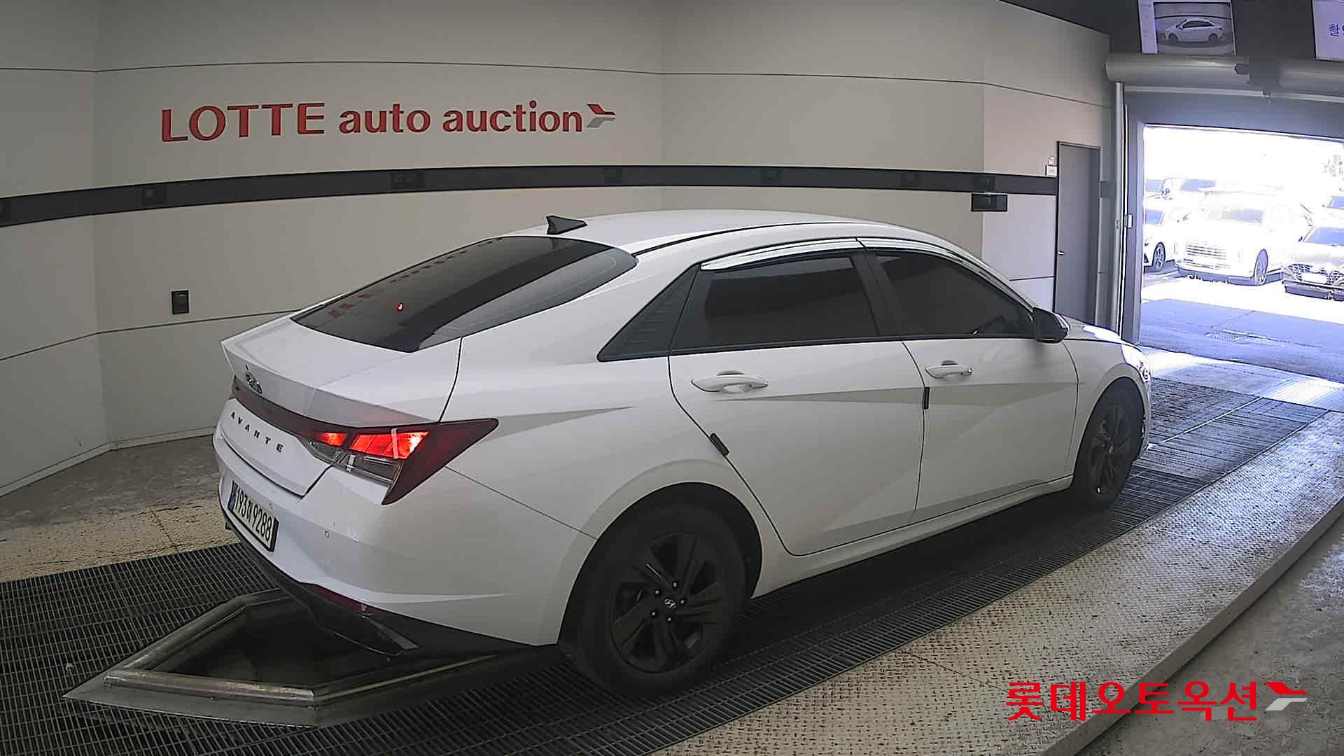 هيونداي أفانتي 2023 SMART
