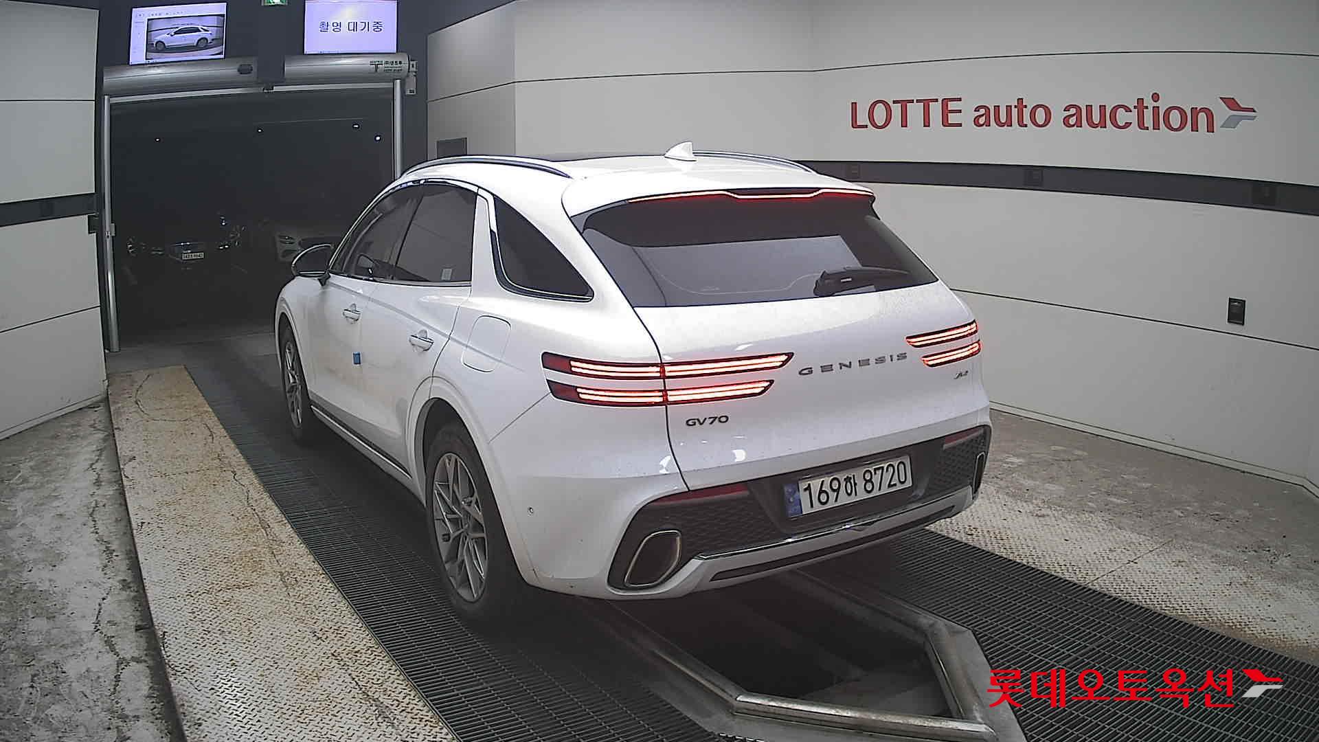 جينيسيس جي في 70 2022 2.5T