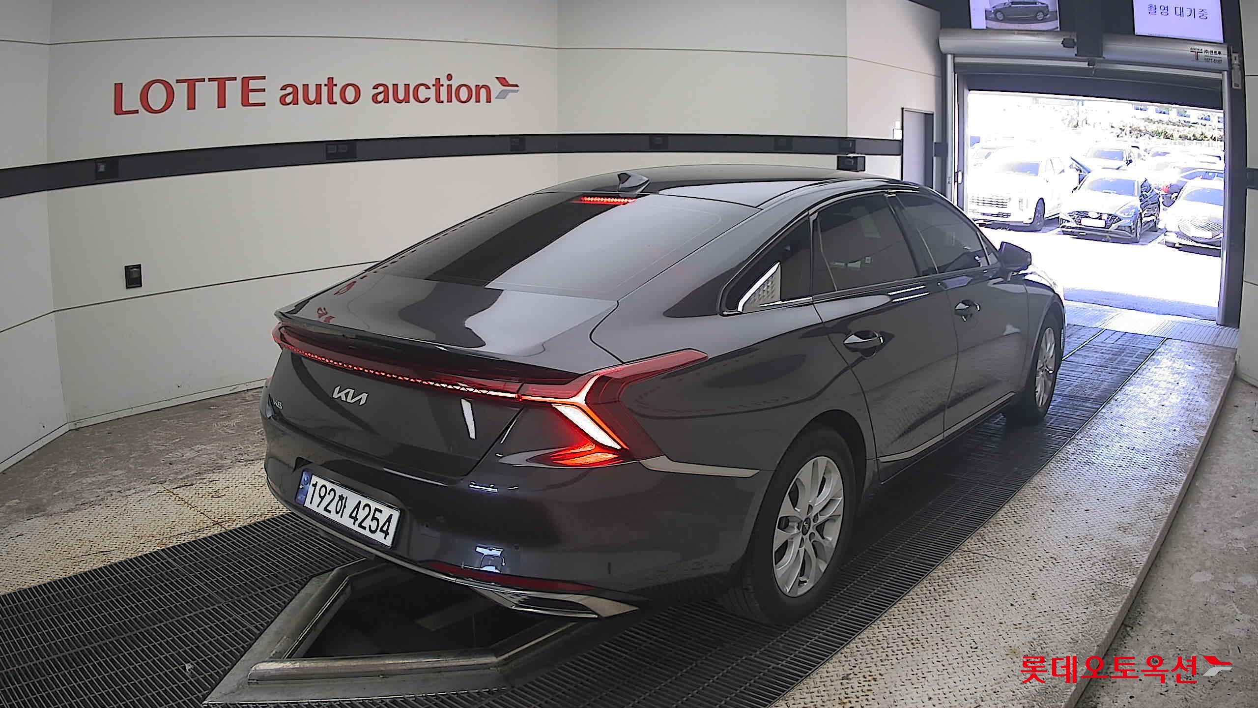 كيا كي 8 2023